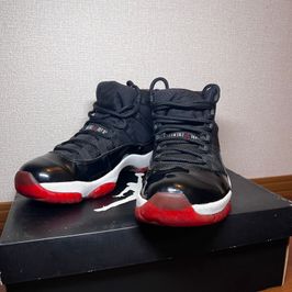 NIKE AIR JORDAN 11 RETRO PLAYOFFS (2001)の新品/中古フリマ(通販