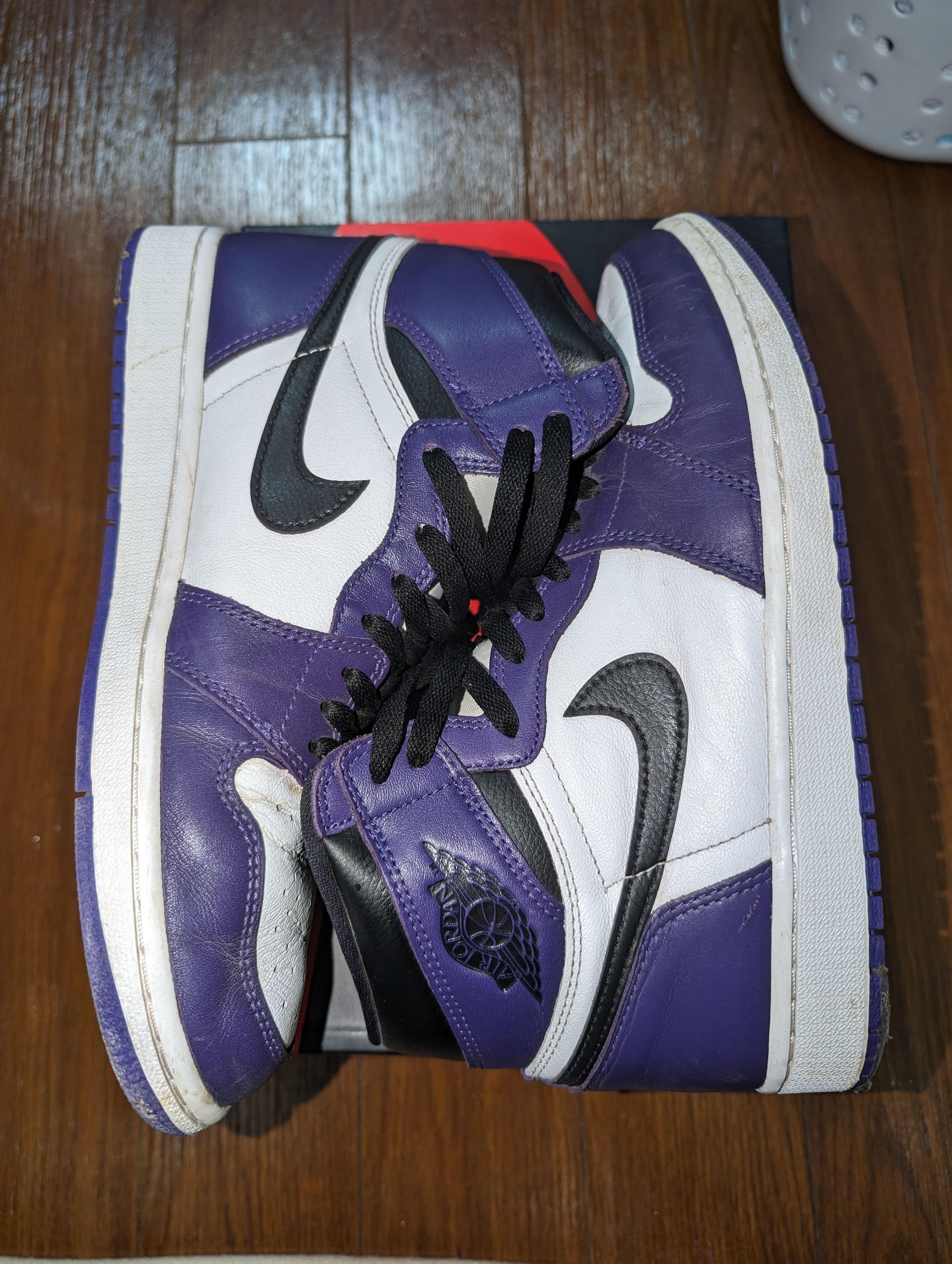 Nike Air Jordan 1 Retro High OG "Court Purple White/Black" (2020)