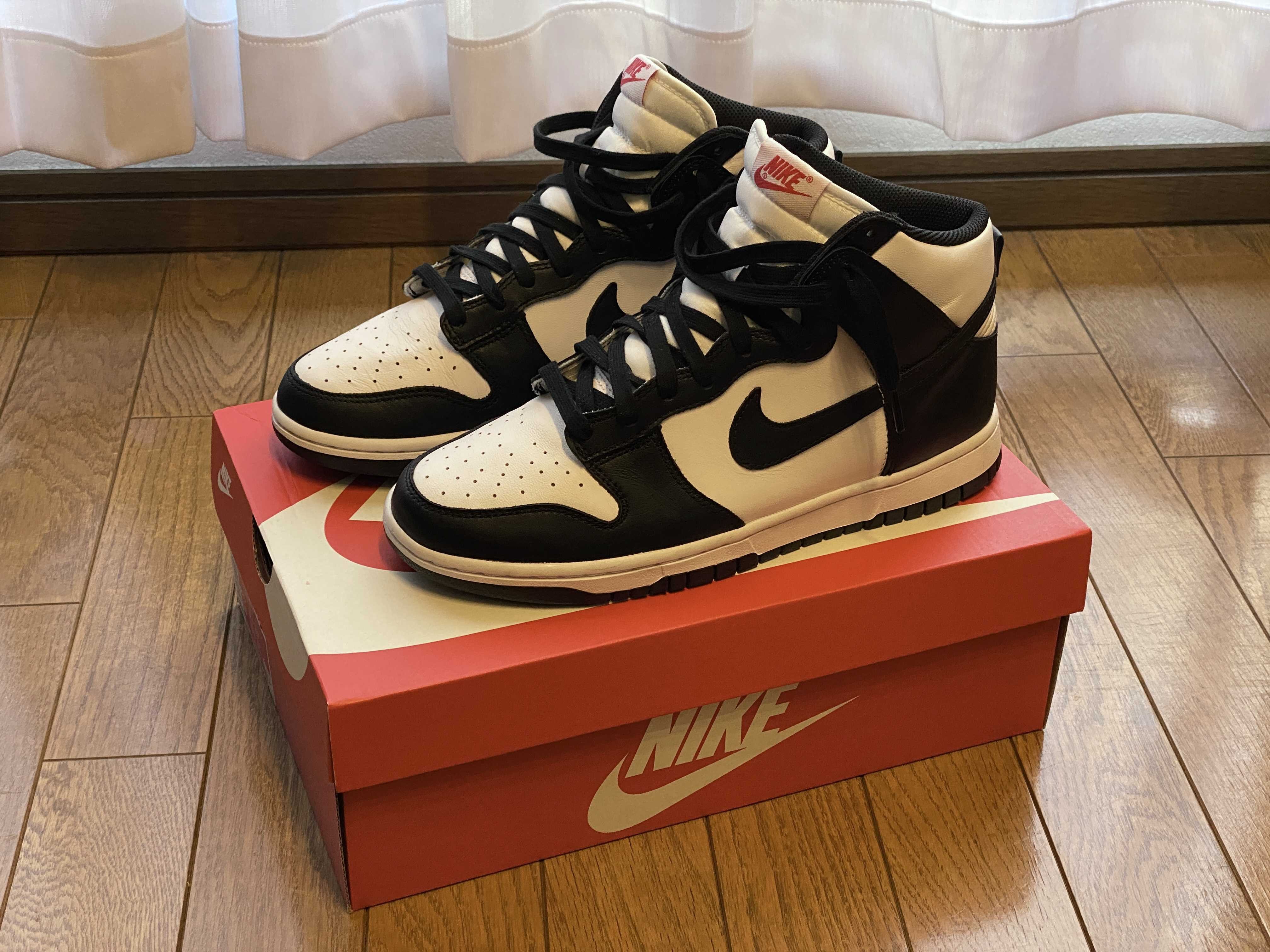 Nike Dunk High "Black and White"