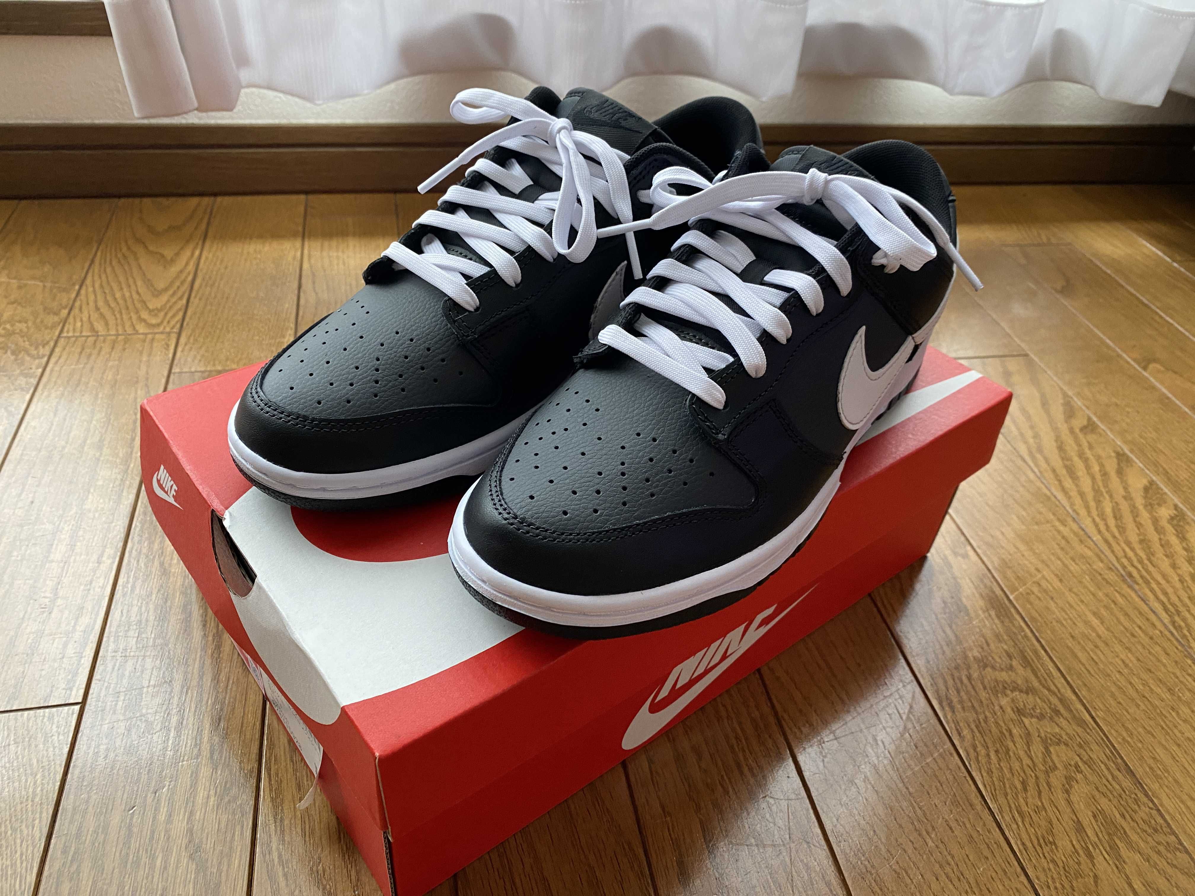 Nike Dunk Low "Black Panda"