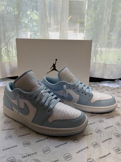 Nike Women's Air Jordan 1 Low "Aluminum"