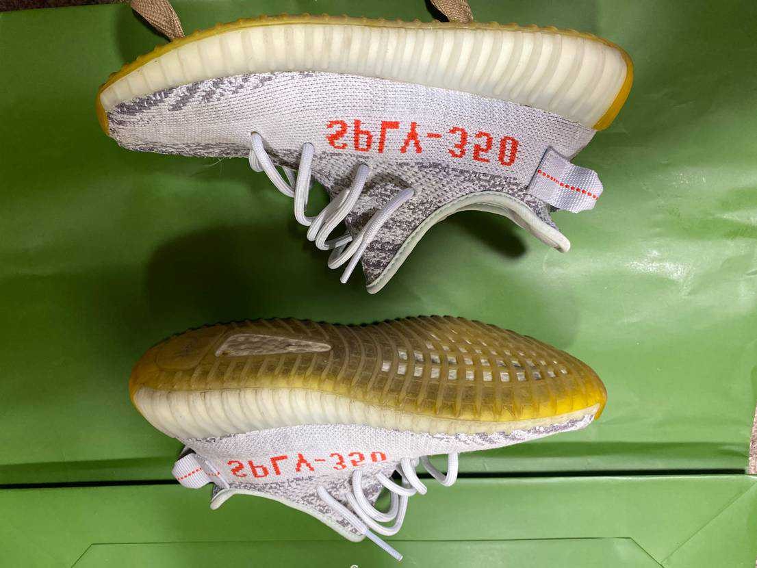 adidas YEEZY Boost 350 V2 "Blue Tint"