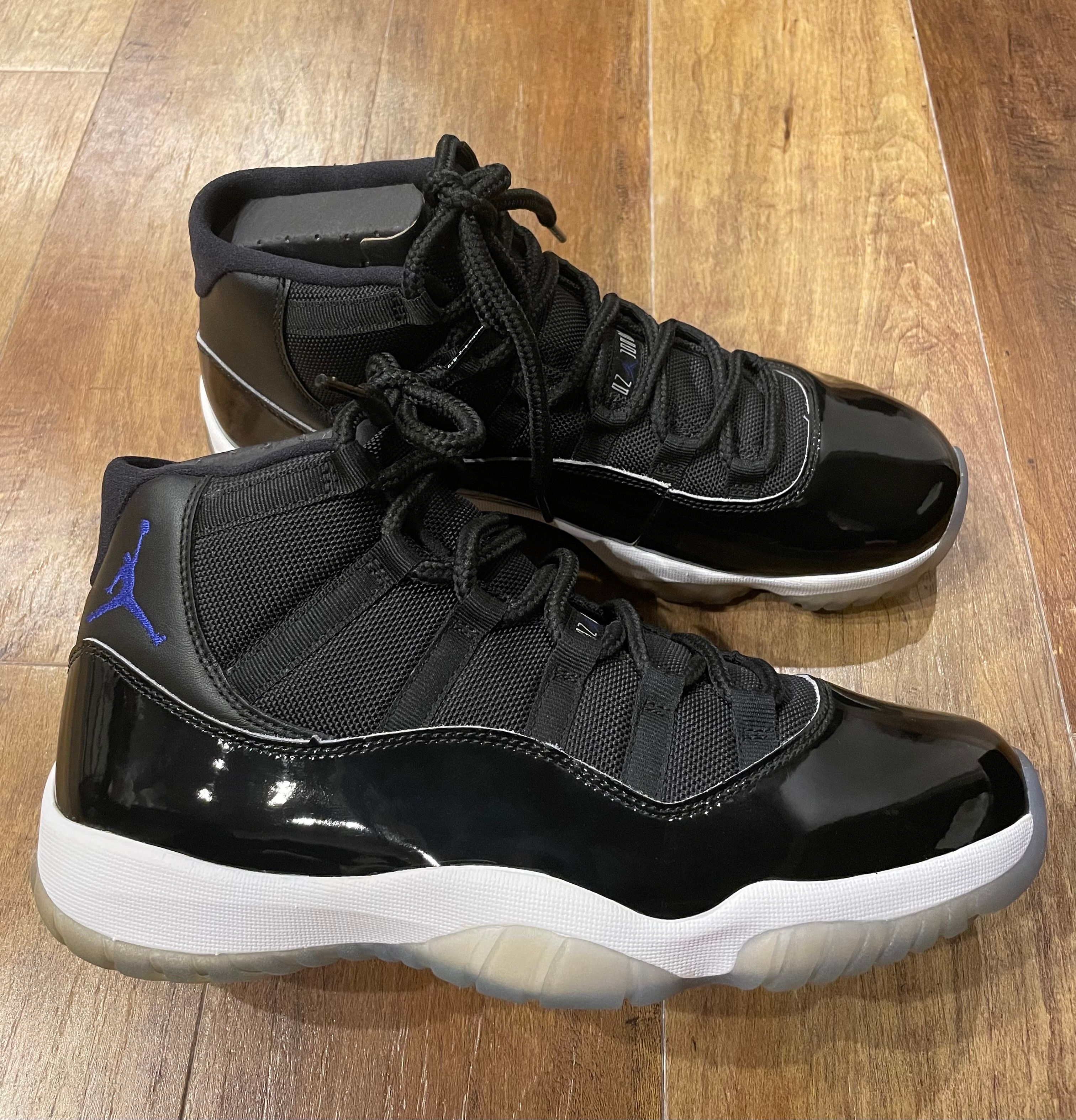 Nike Air Jordan 11 Retro "Space Jam" (2016)