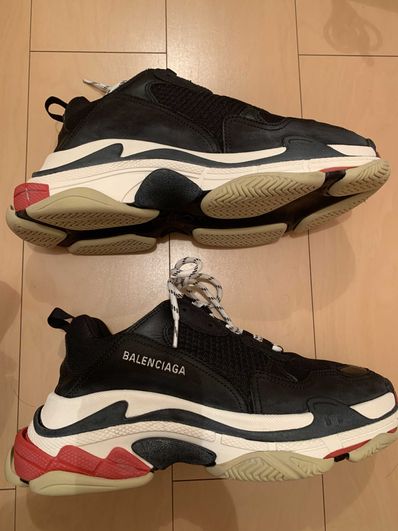 BALENCIAGA Triple S "Black/Red"