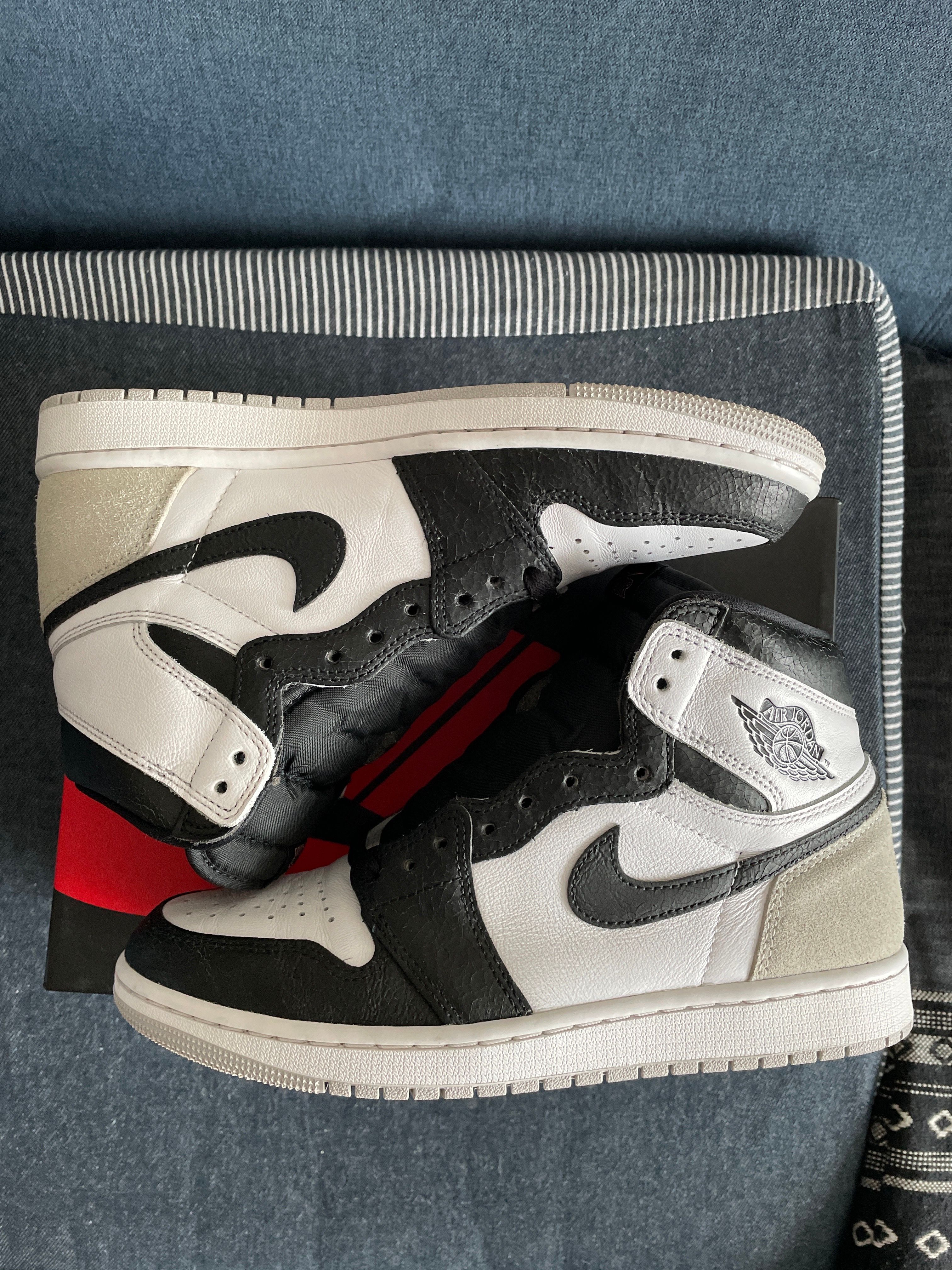 Nike Air Jordan 1 High OG "Bleached Coral"