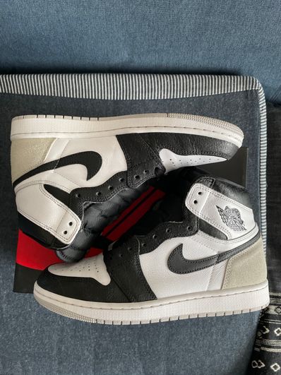 Nike Air Jordan 1 High OG "Bleached Coral"
