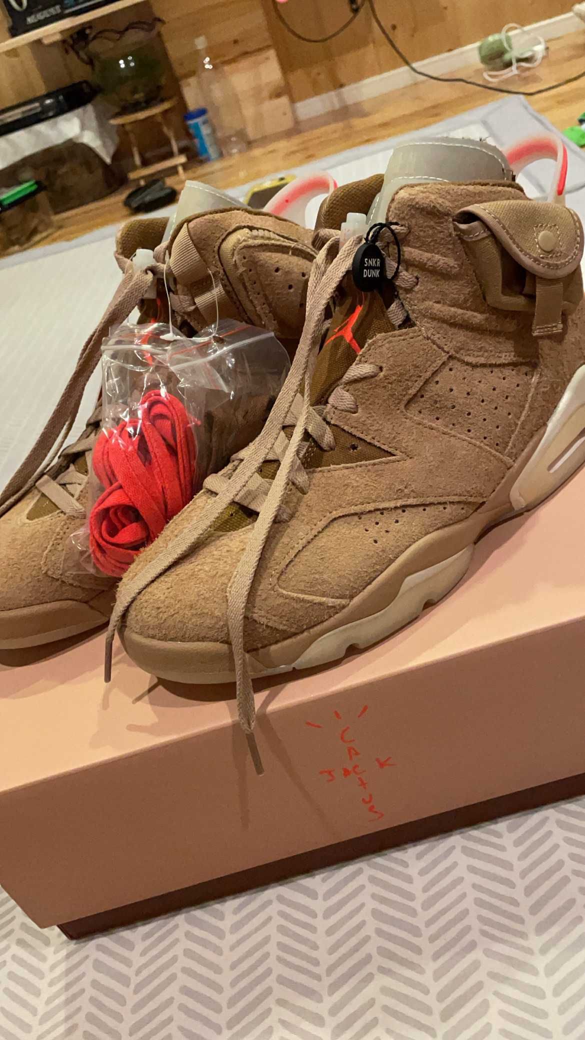 Travis Scott × Nike Air Jordan 6 "British Khaki"
