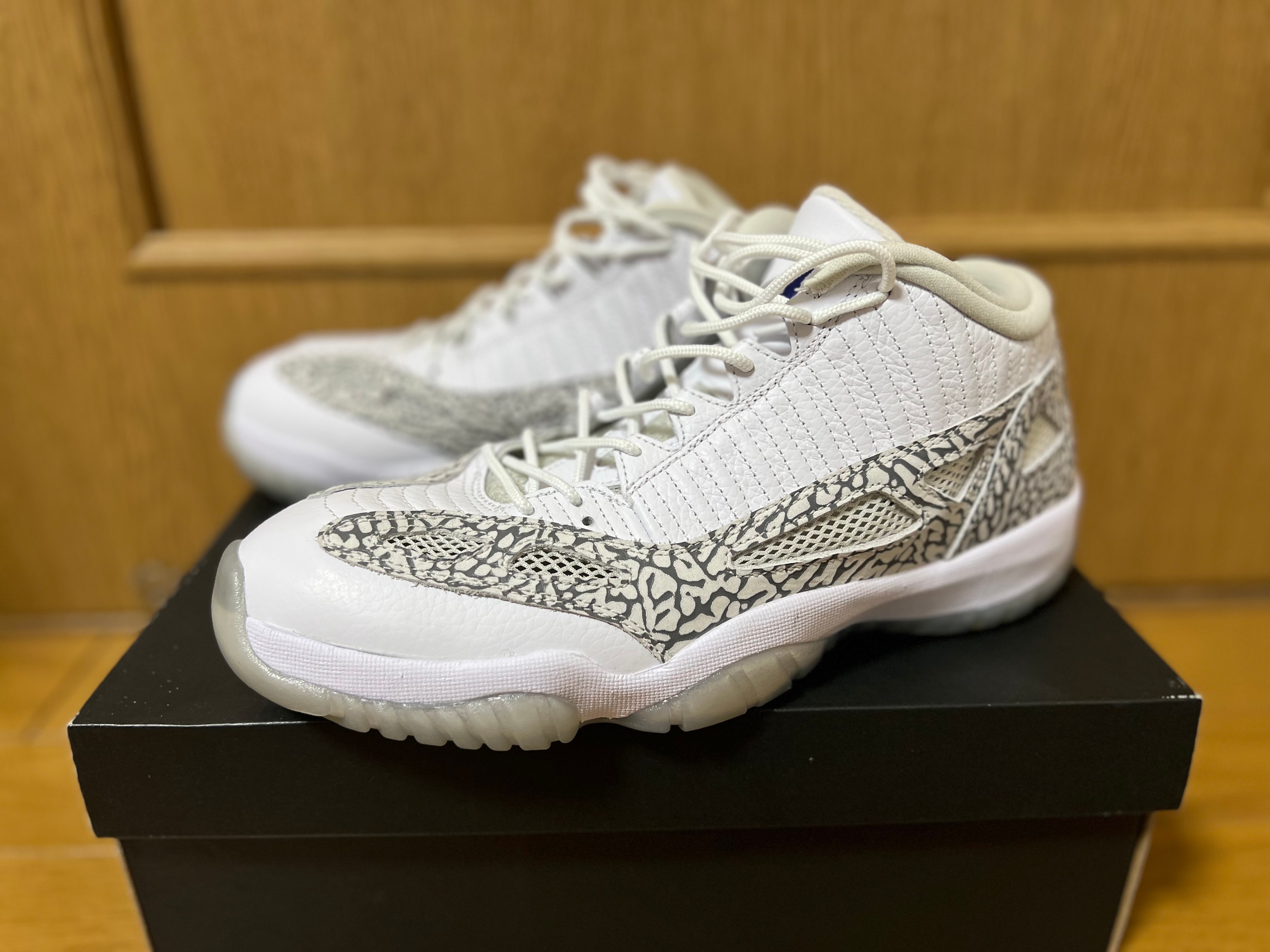 ナイキ エアジョーダン11 レトロ ロー IE "コバルト" (2015)