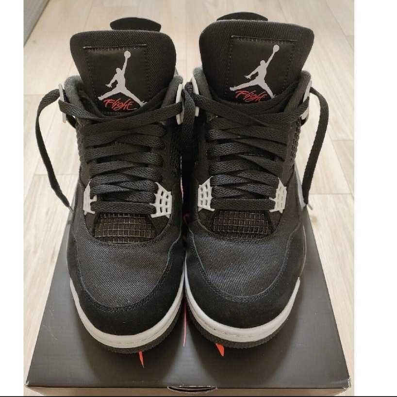Nike Air Jordan 4 SE "Black and Light Steel"
