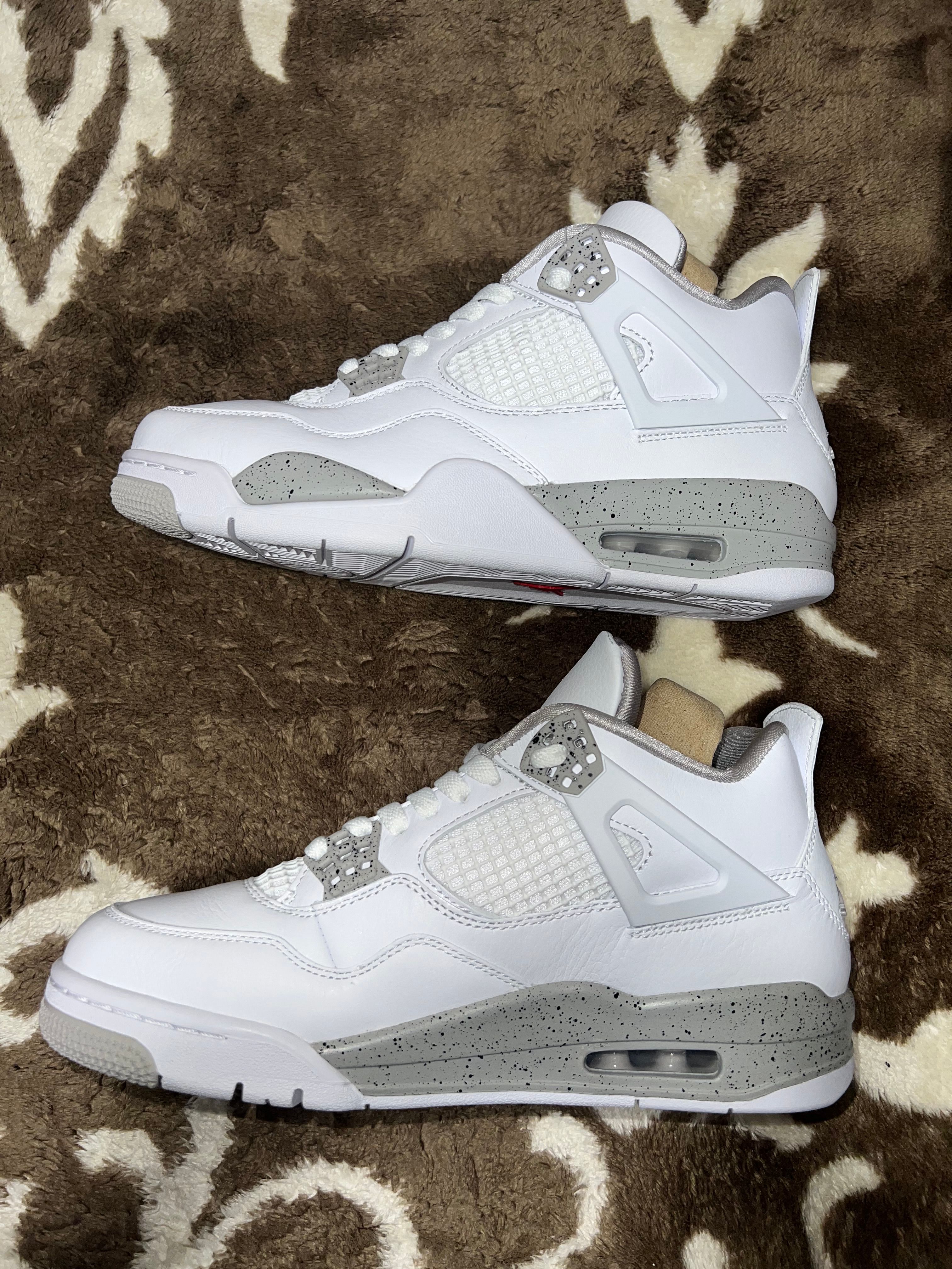 Nike Air Jordan 4 "Tech White"  
