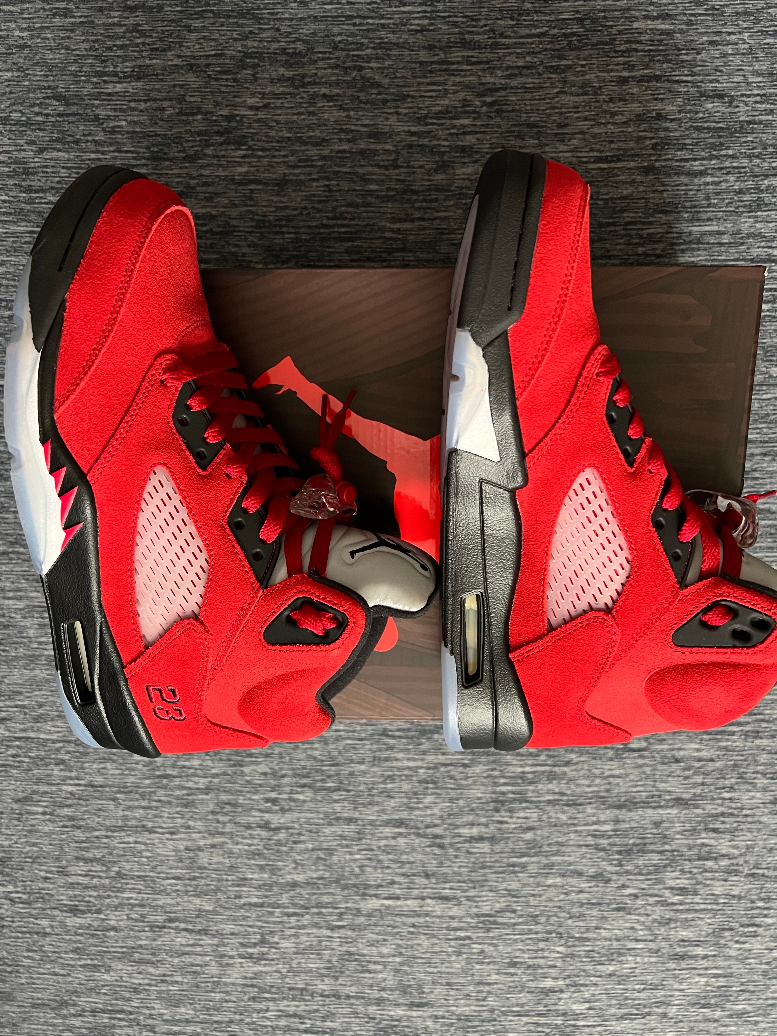 Nike Air Jordan 5 "Toro Bravo"