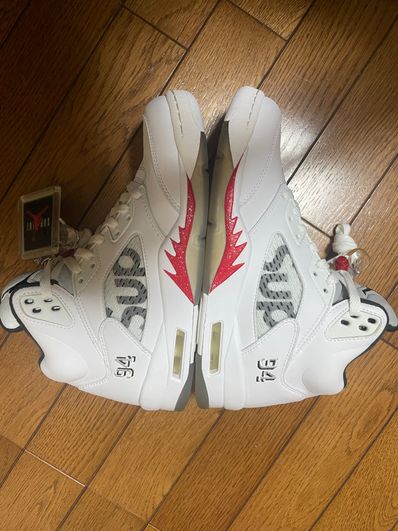 Supreme × Nike Air Jordan 5 Retro "White"
