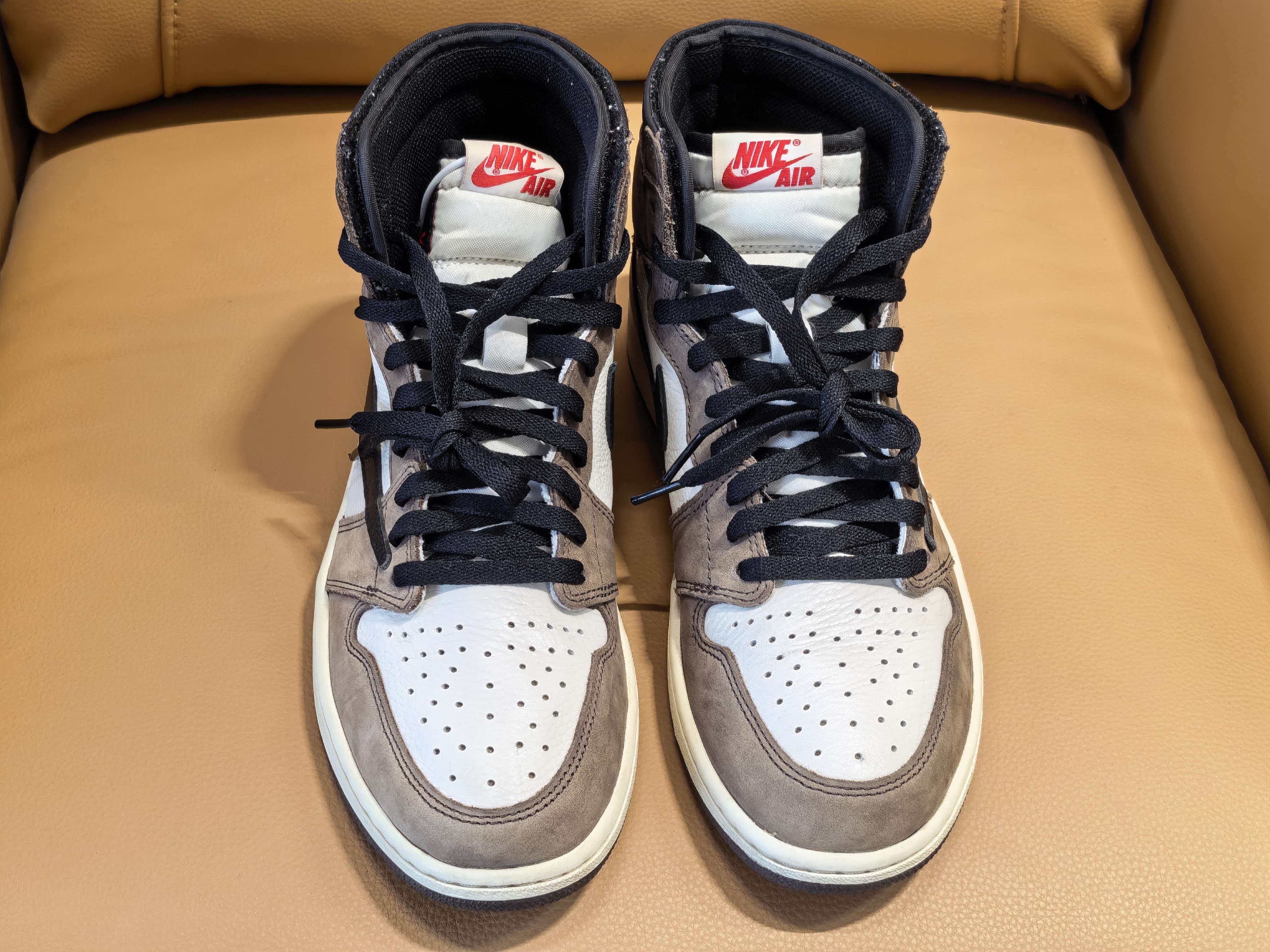 Travis Scott × Nike Air Jordan 1 Retro High OG TS SP "Sail/Dark Mocha"