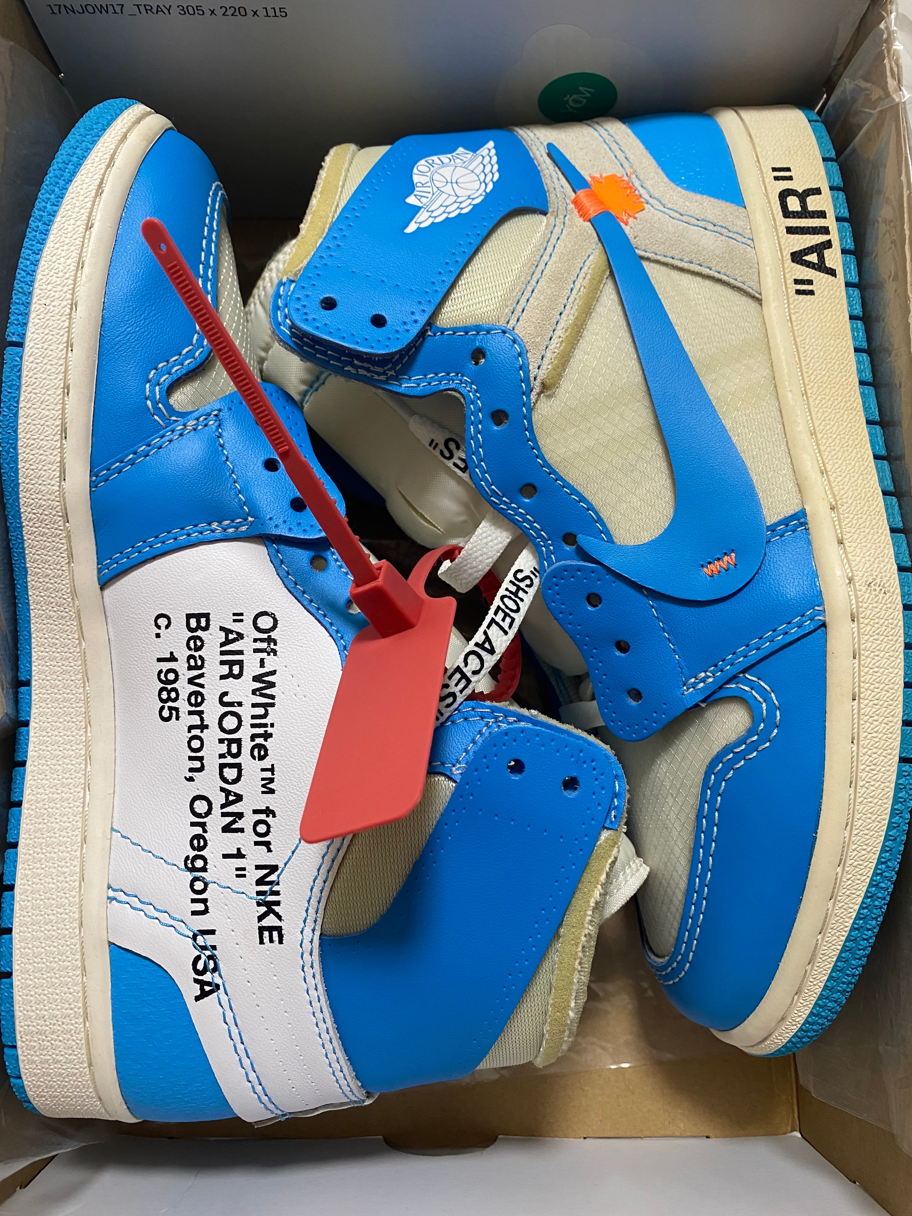 Off-White × Nike Air Jordan 1 High UNC "White/Dark Powder Blue"