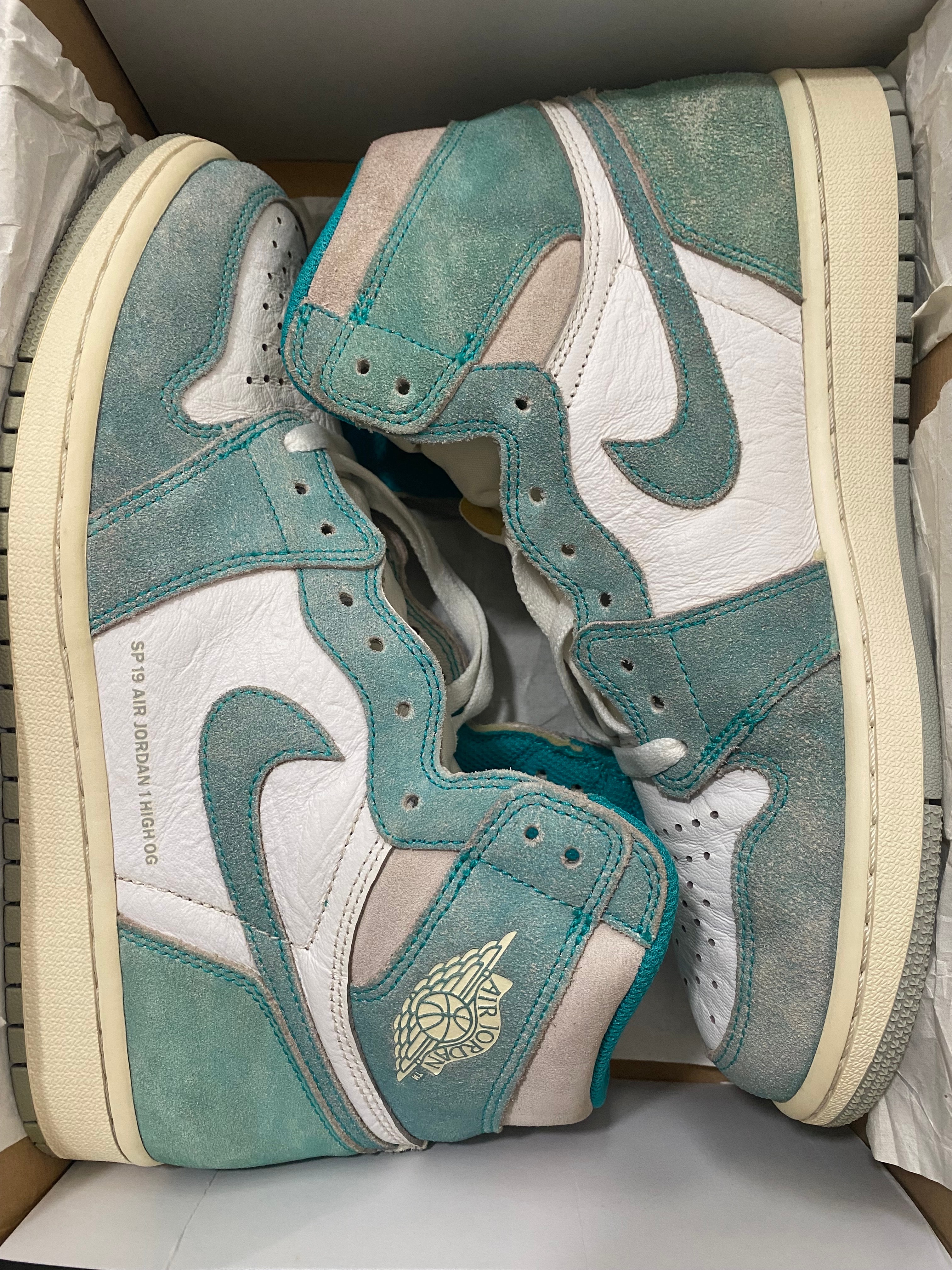 Nike Air Jordan 1 Retro High OG "Turbo Green"