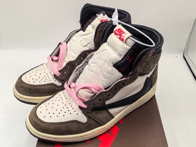 Travis Scott × Nike Air Jordan 1 Retro High OG TS SP "Sail/Dark Mocha"