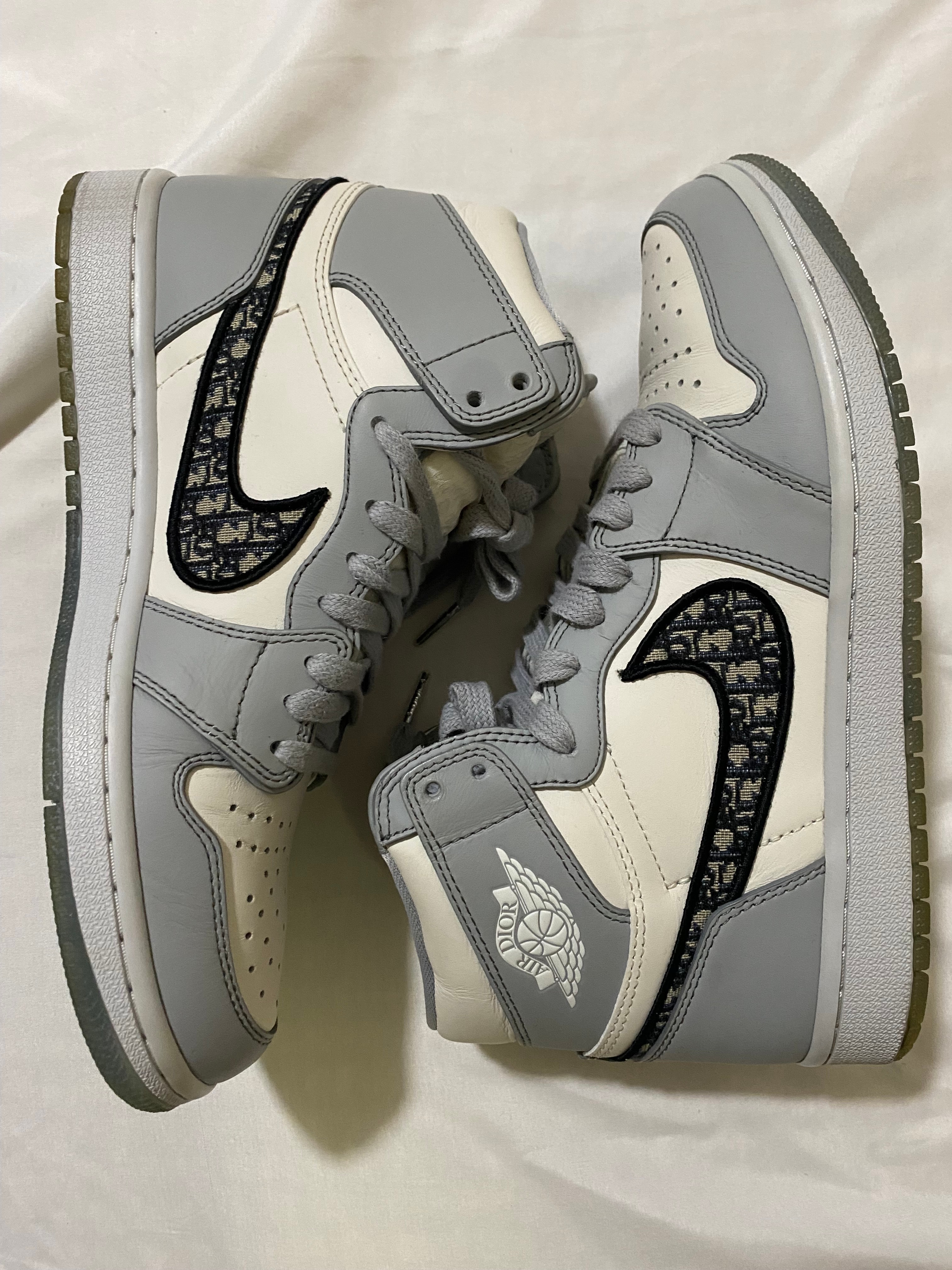 Dior × Nike Air Jordan 1 High OG "DIOR"