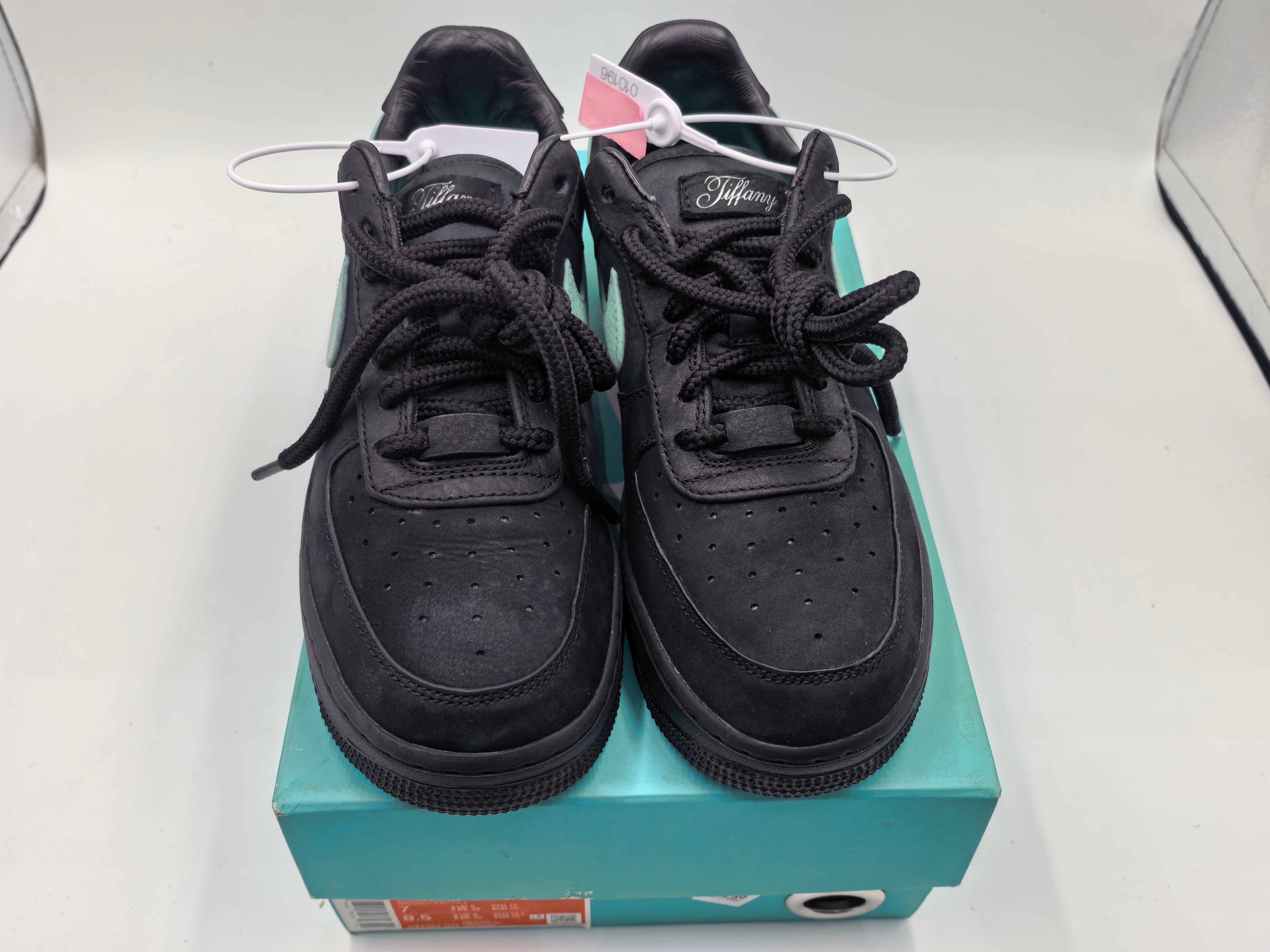Tiffany & Co. × Nike Air Force 1 Low "1837"