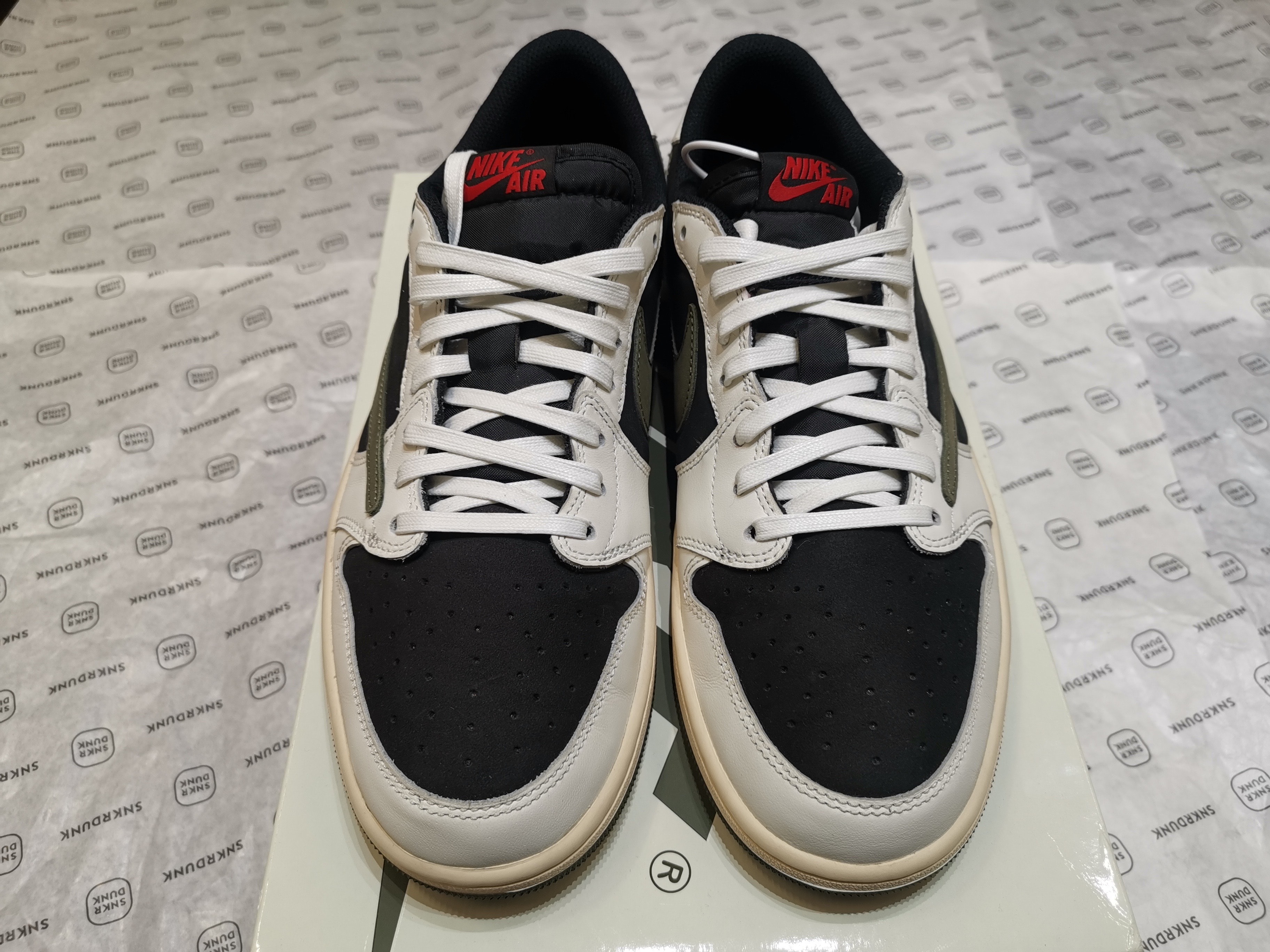 Travis Scott × Nike Women's Air Jordan 1 Low OG "Medium Olive"