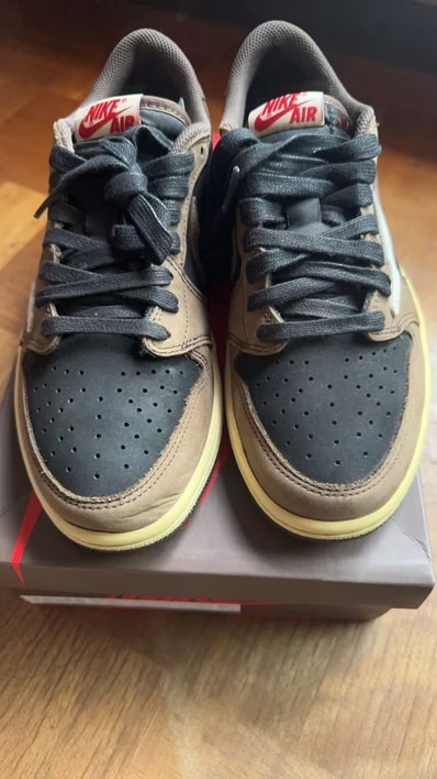 Travis Scott × Nike Air Jordan 1 Low OG SP-T "Black/Dark Mocha"