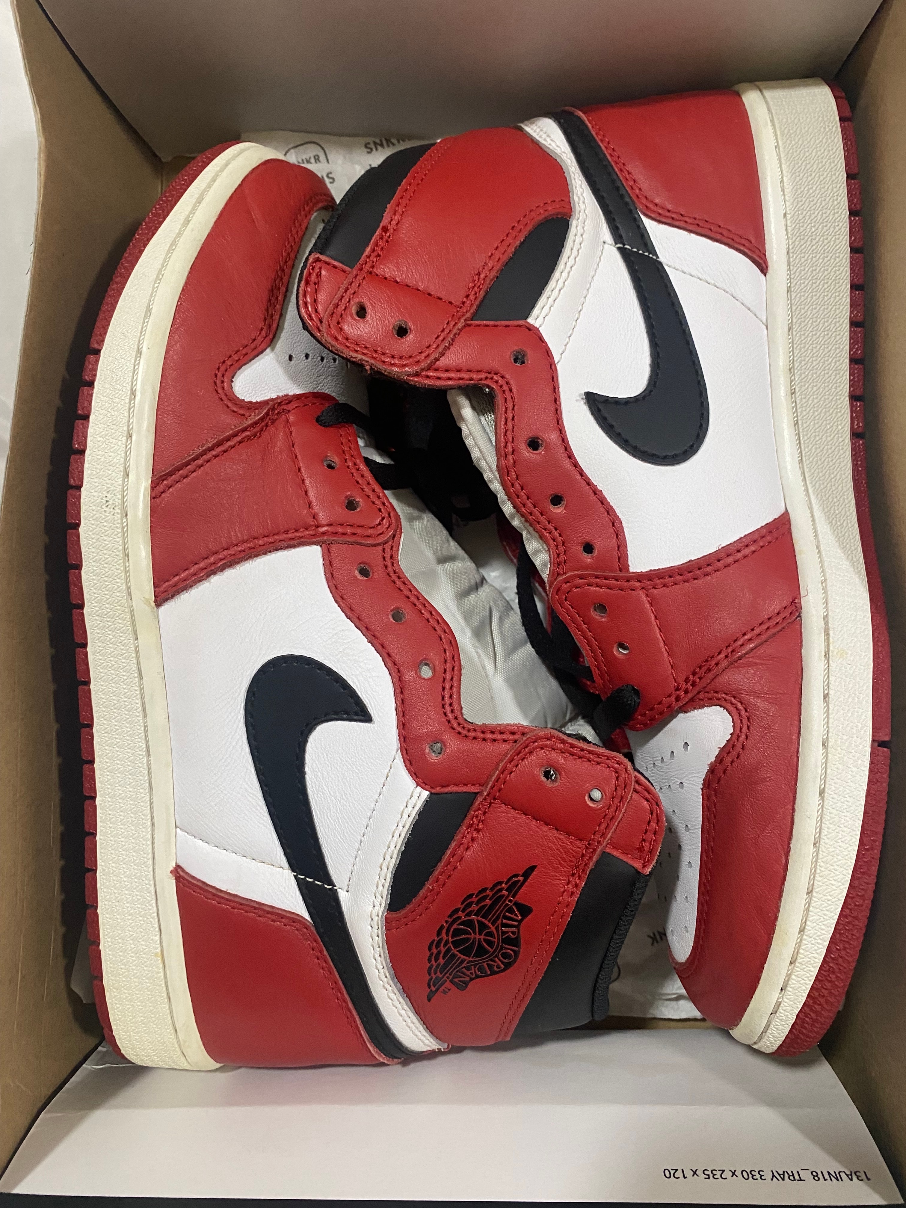 Nike Air Jordan 1 Retro High "Chicago" (2015)