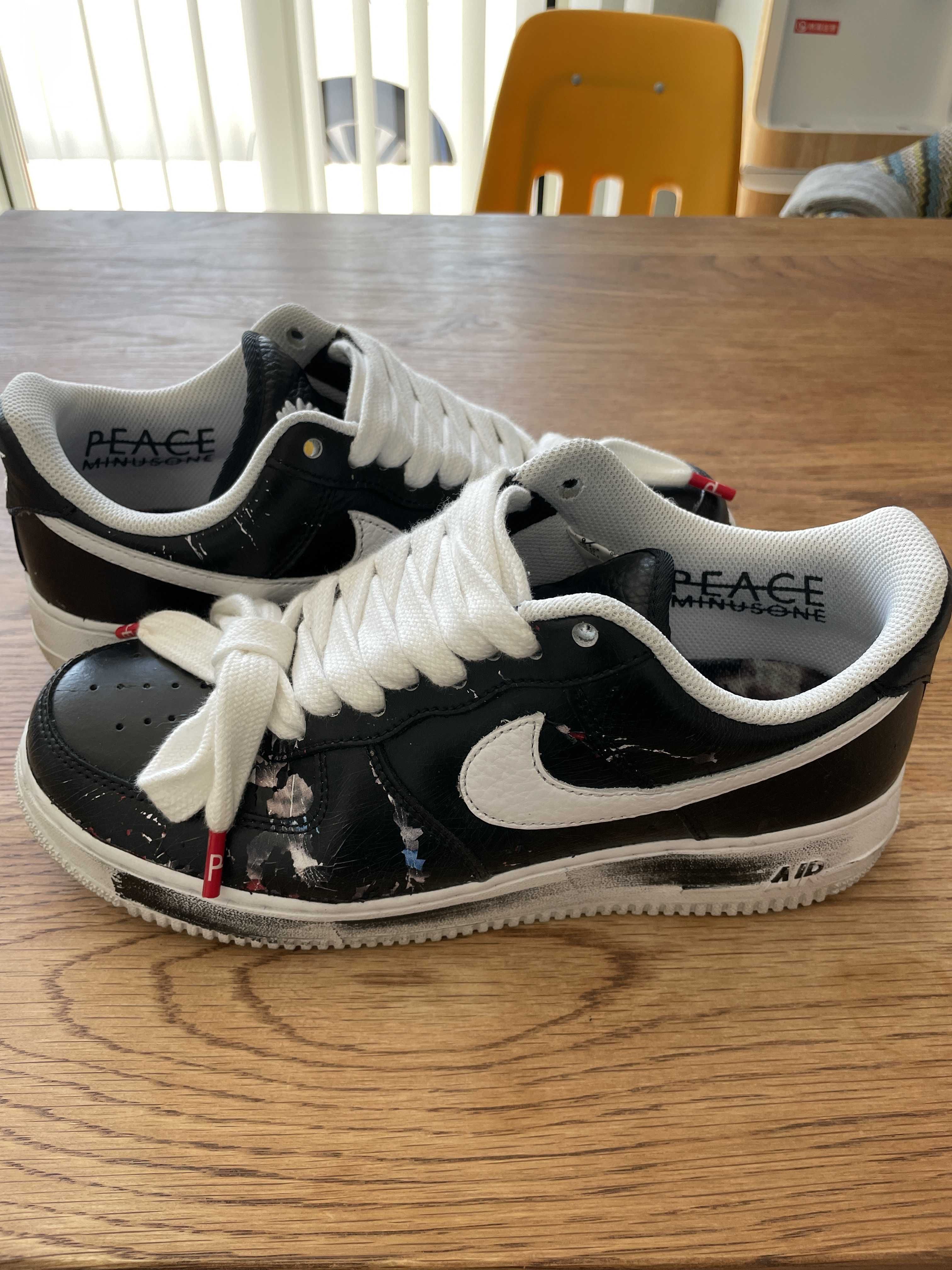 PEACEMINUSONE × Nike Air Force 1 Low Para Noise "Black" / G-DRAGON