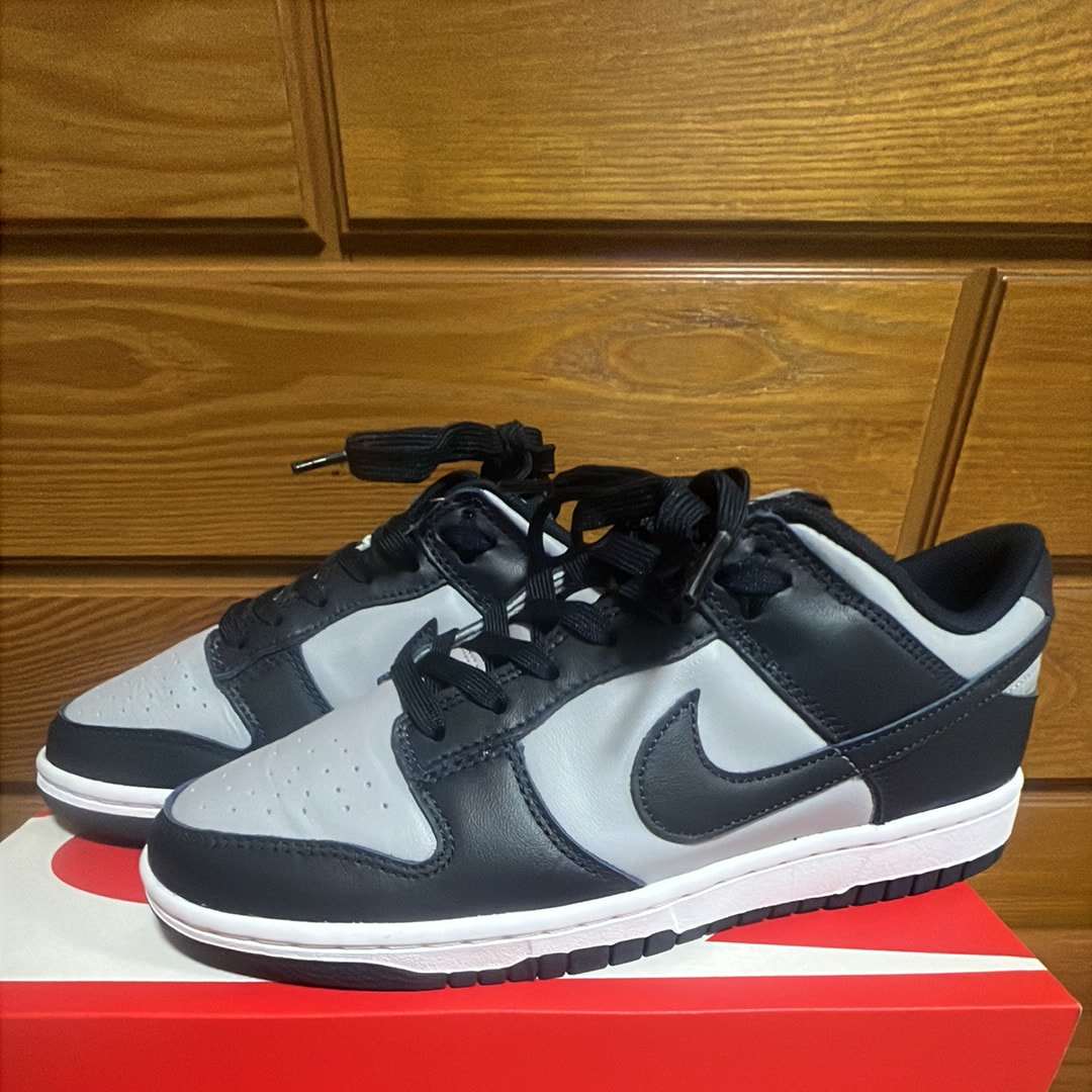 Nike Dunk Low "Championship Grey"