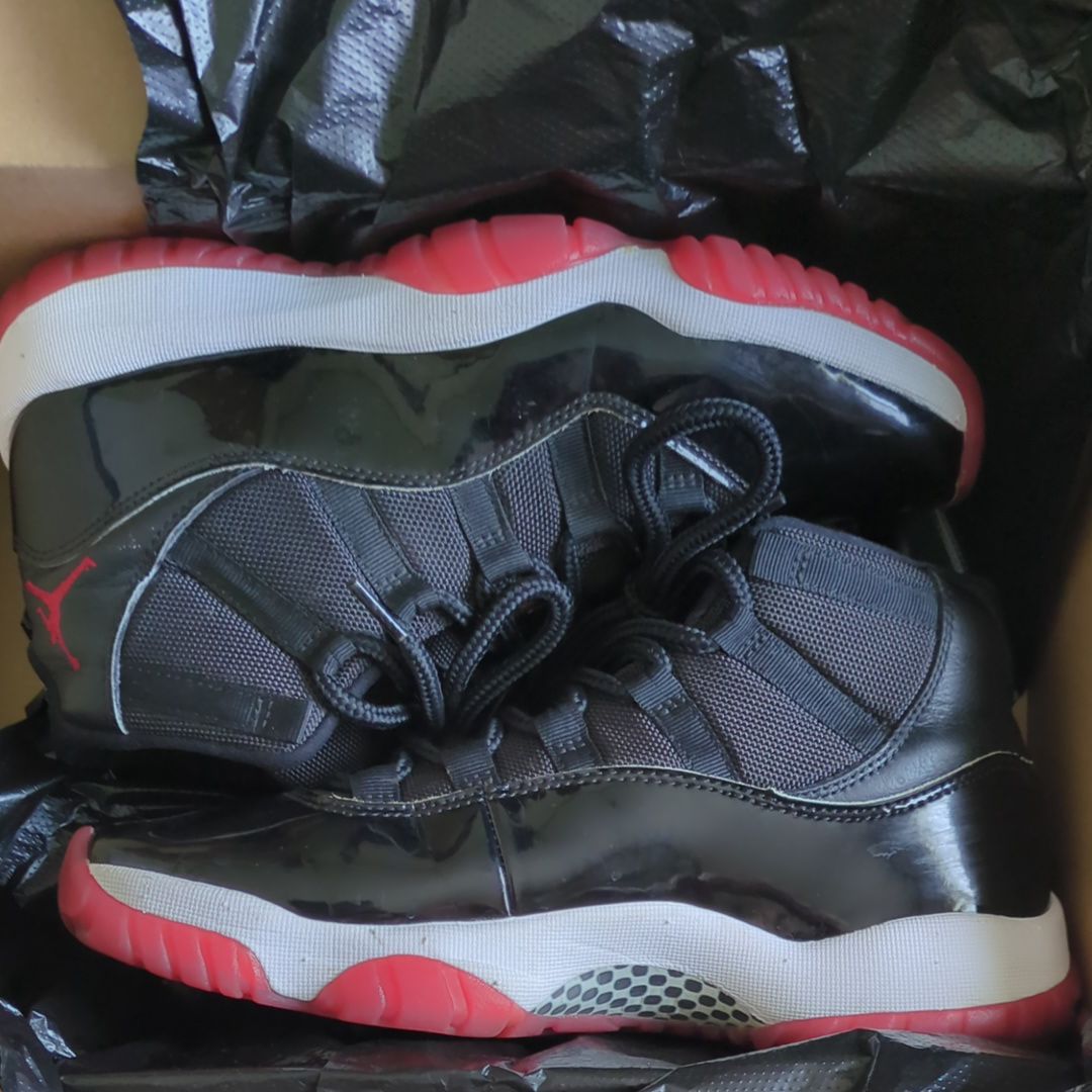 Nike Air Jordan 11 Retro "Bred"