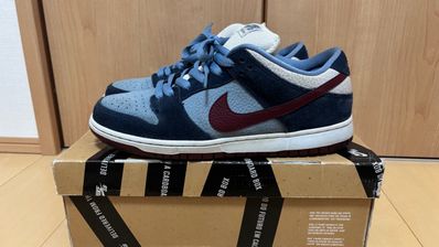 Nike SB Dunk Low Nike SB Dunk Low