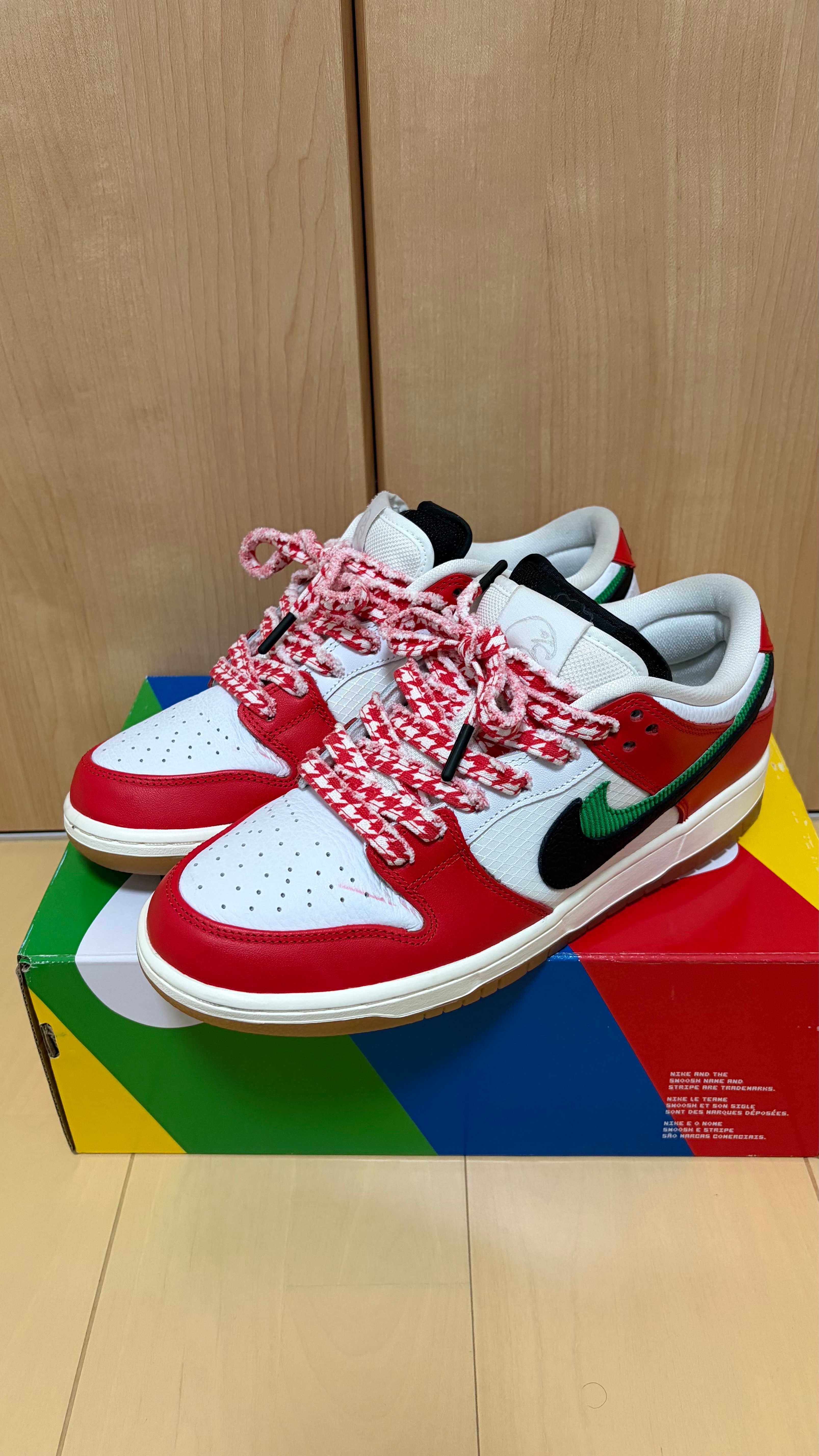 Frame Skate x Nike SB Dunk Low "Habibi"