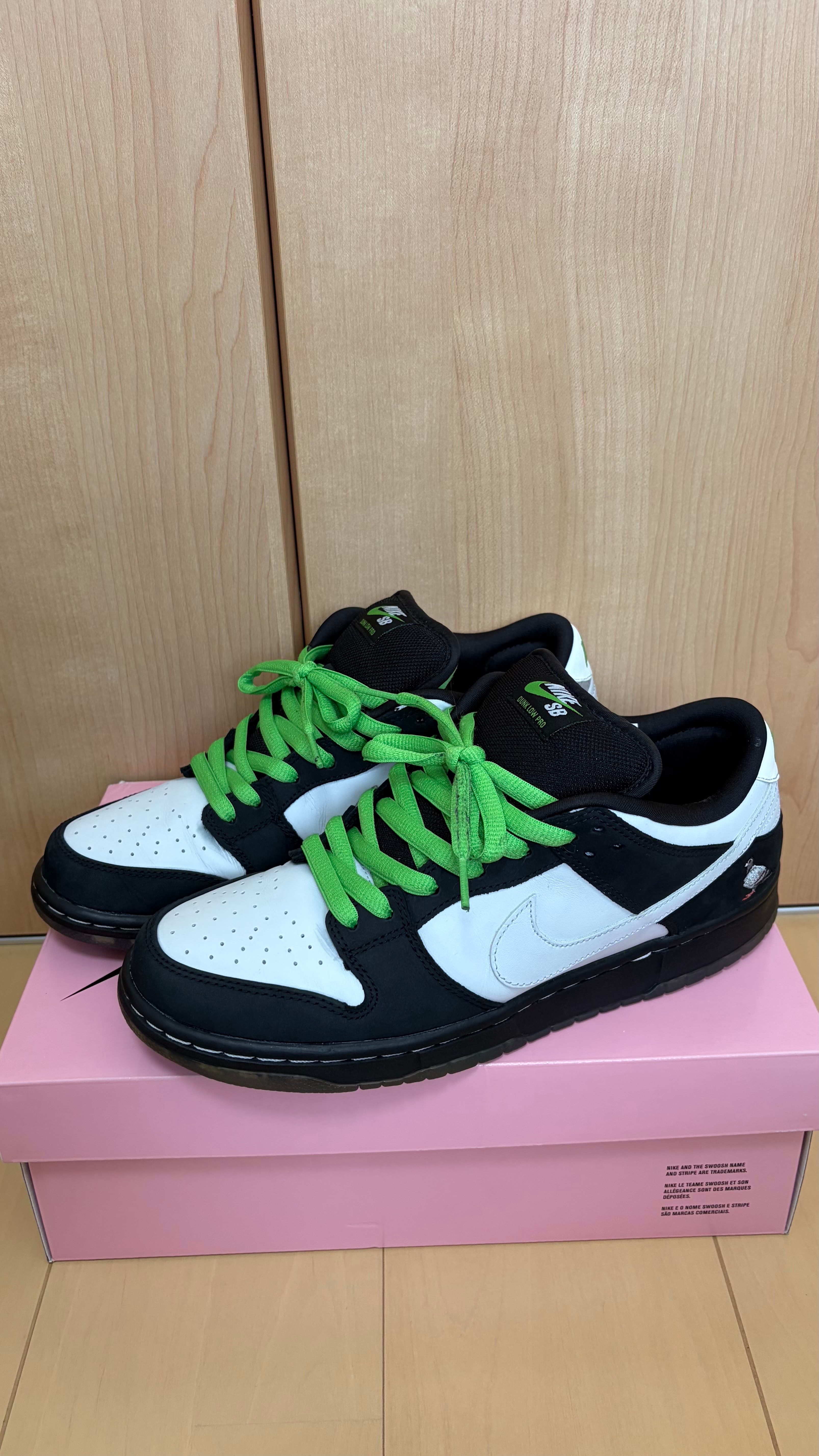 STAPLE × Nike SB Dunk Low "Pigeon Black/White"
