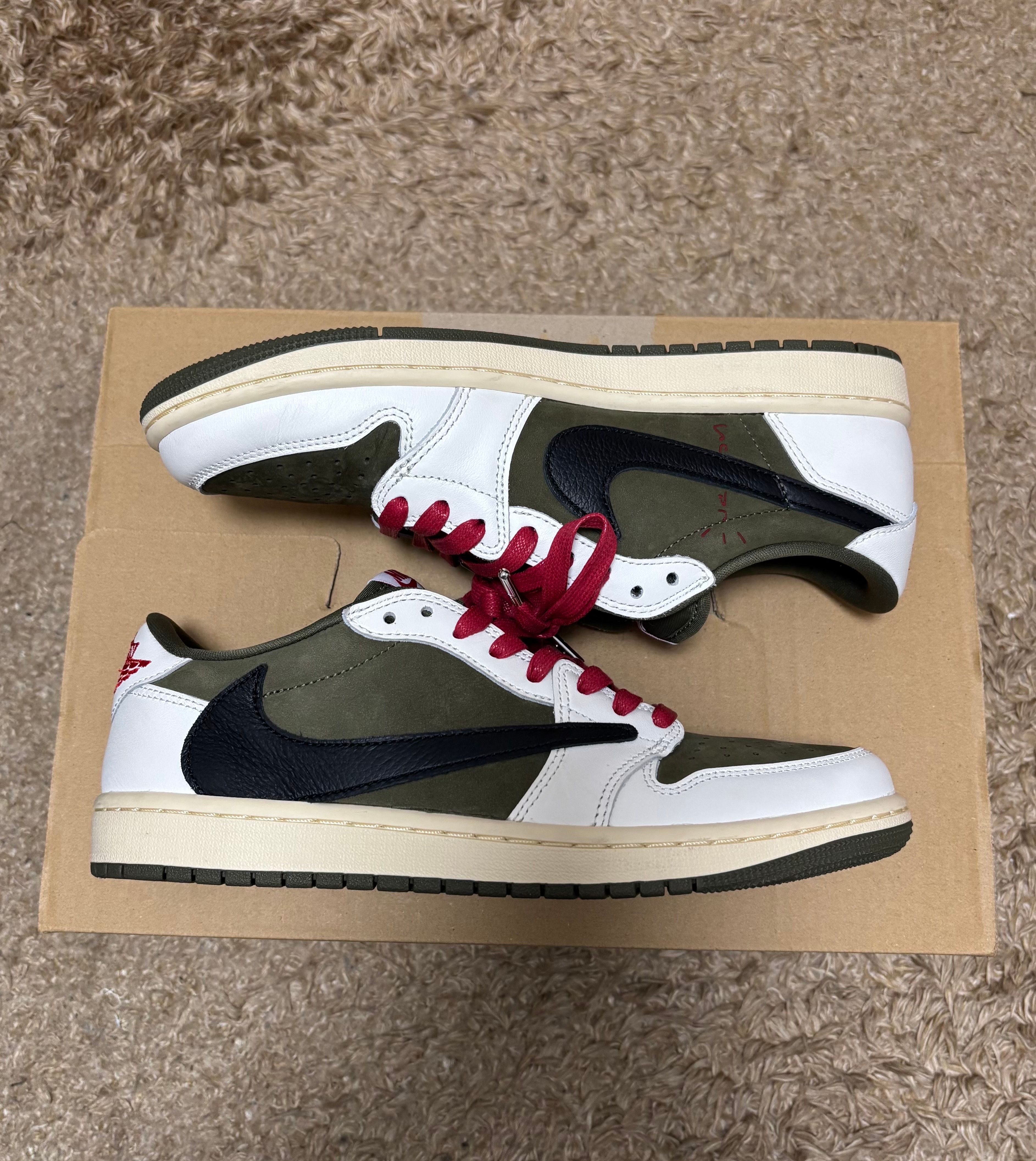 Travis Scott × Nike Air Jordan 1 Low OG SP "Reverse Olive"