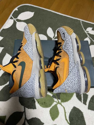 atmos × Nike LeBron 16 Low "Safari" (CD9471-800/CI3358-800)