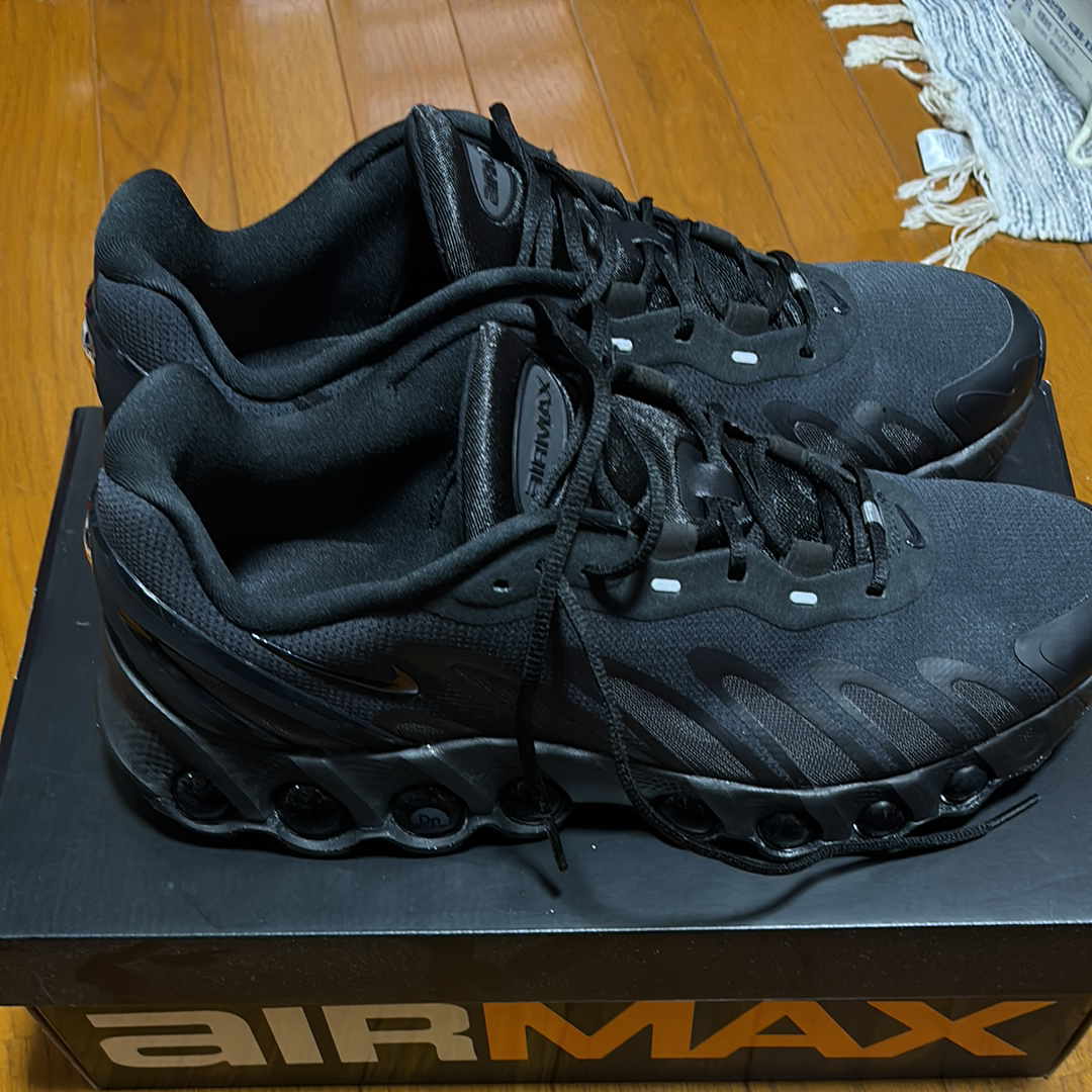 Nike Air Max DN8 "Triple Black"