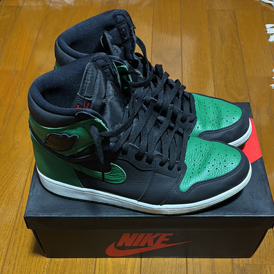 Nike Air Jordan 1 Retro High OG "Black/Pine Green" (2020)
