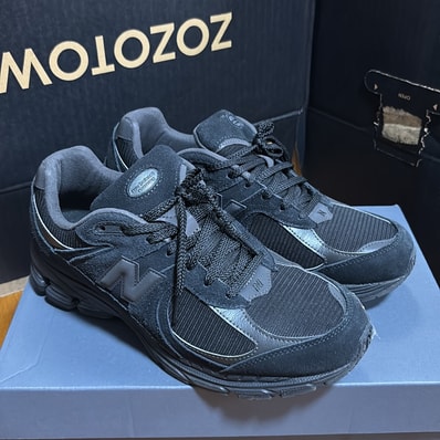 New Balance 2002R "Triple Black"