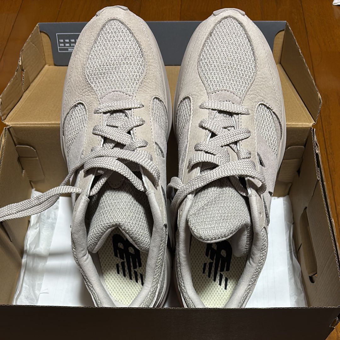 ニューバランス ワープドランナー "ムーンロック/ライトマッシュルーム"