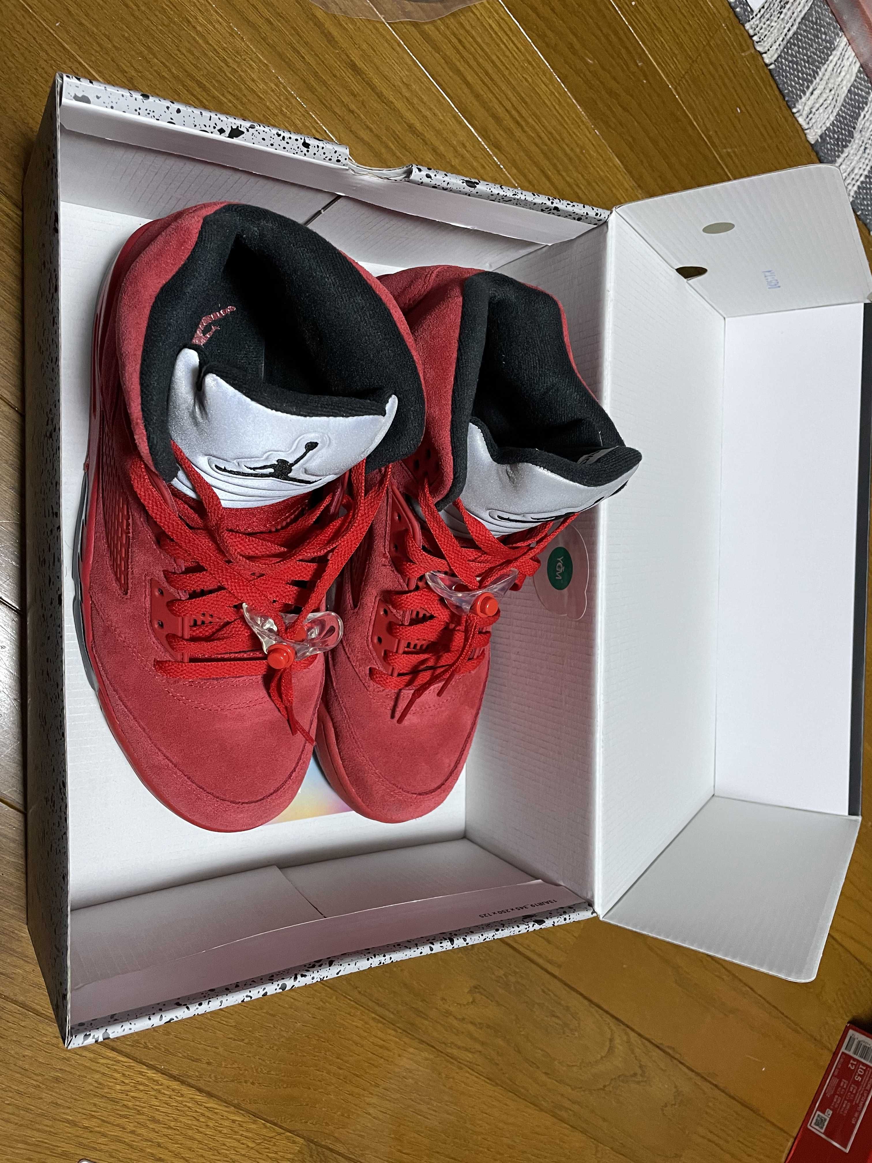 Nike Air Jordan 5 Ratro "Red Suede"