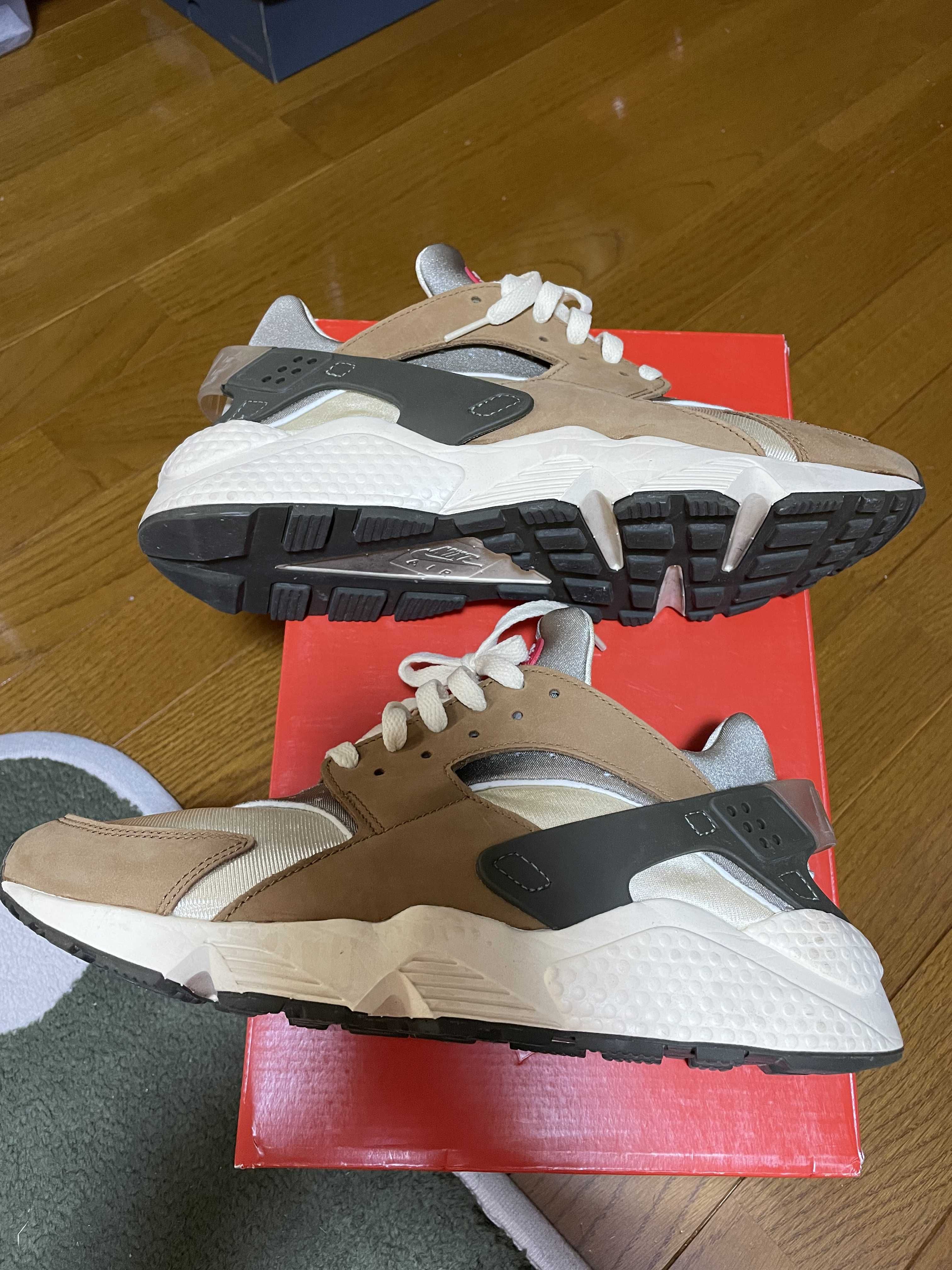 Stussy × Nike Air Huarache "Desert Oak"