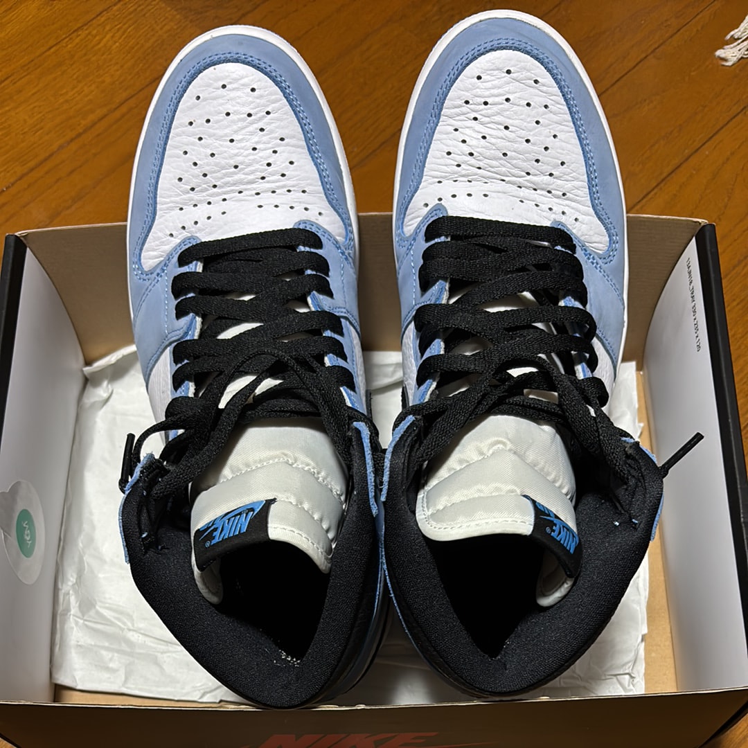 Nike Air Jordan 1 High OG "University Blue"