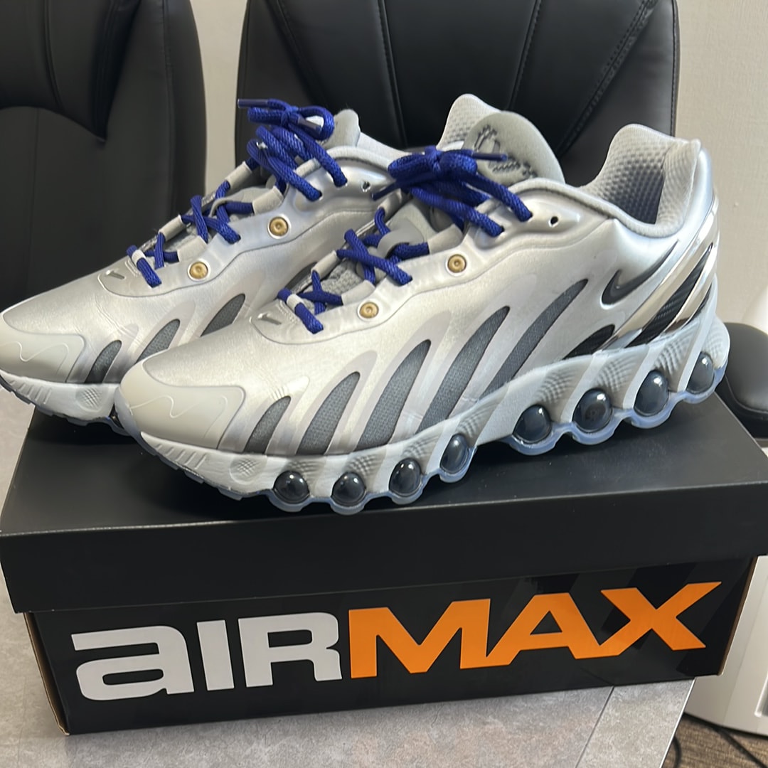 Victor Victor Worldwide × Nike Air Max DN8 "Tokyo/Metallic Silver"