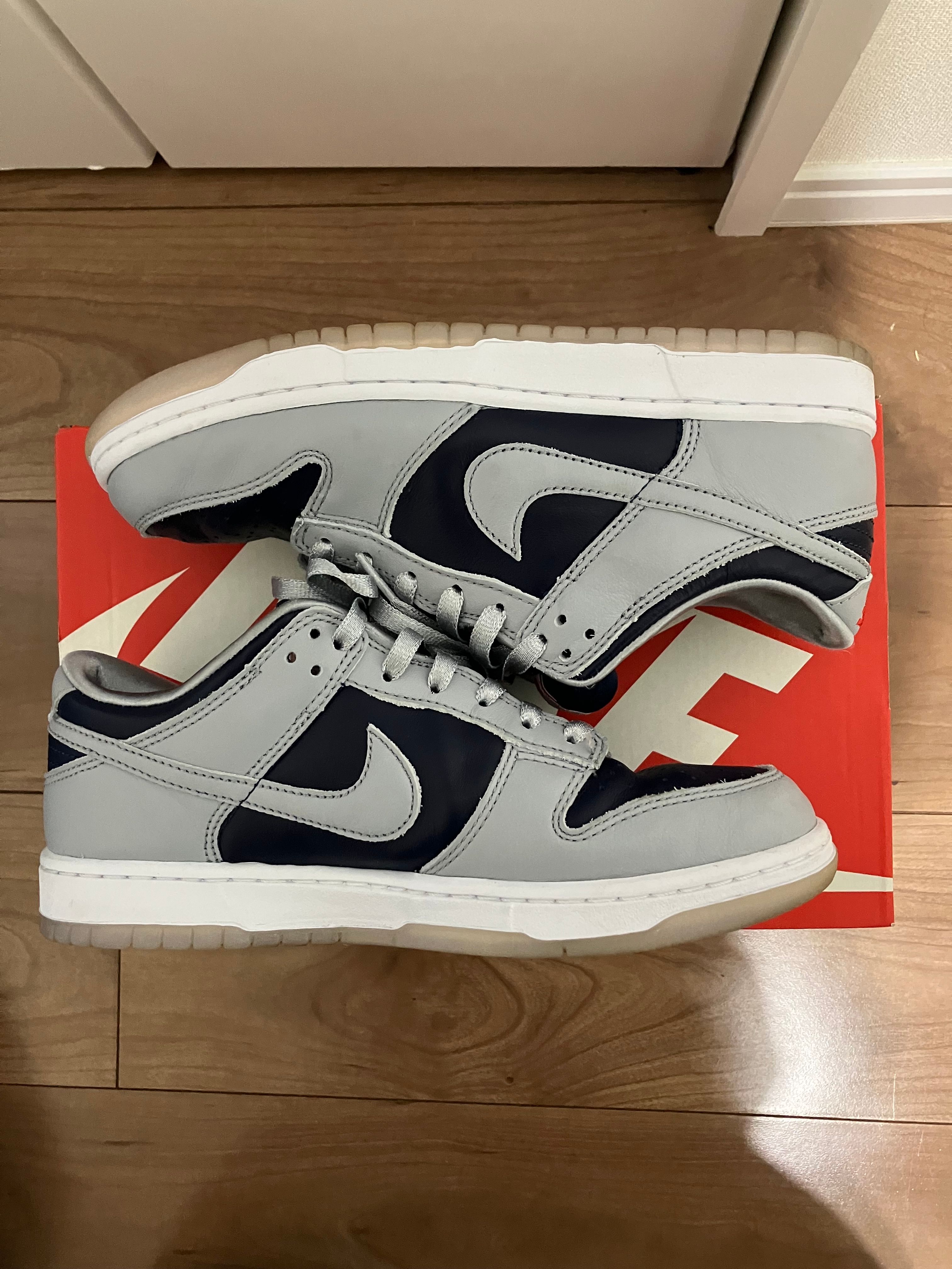 NIKE Women's DUNK LOW "COLLEGE NAVY"