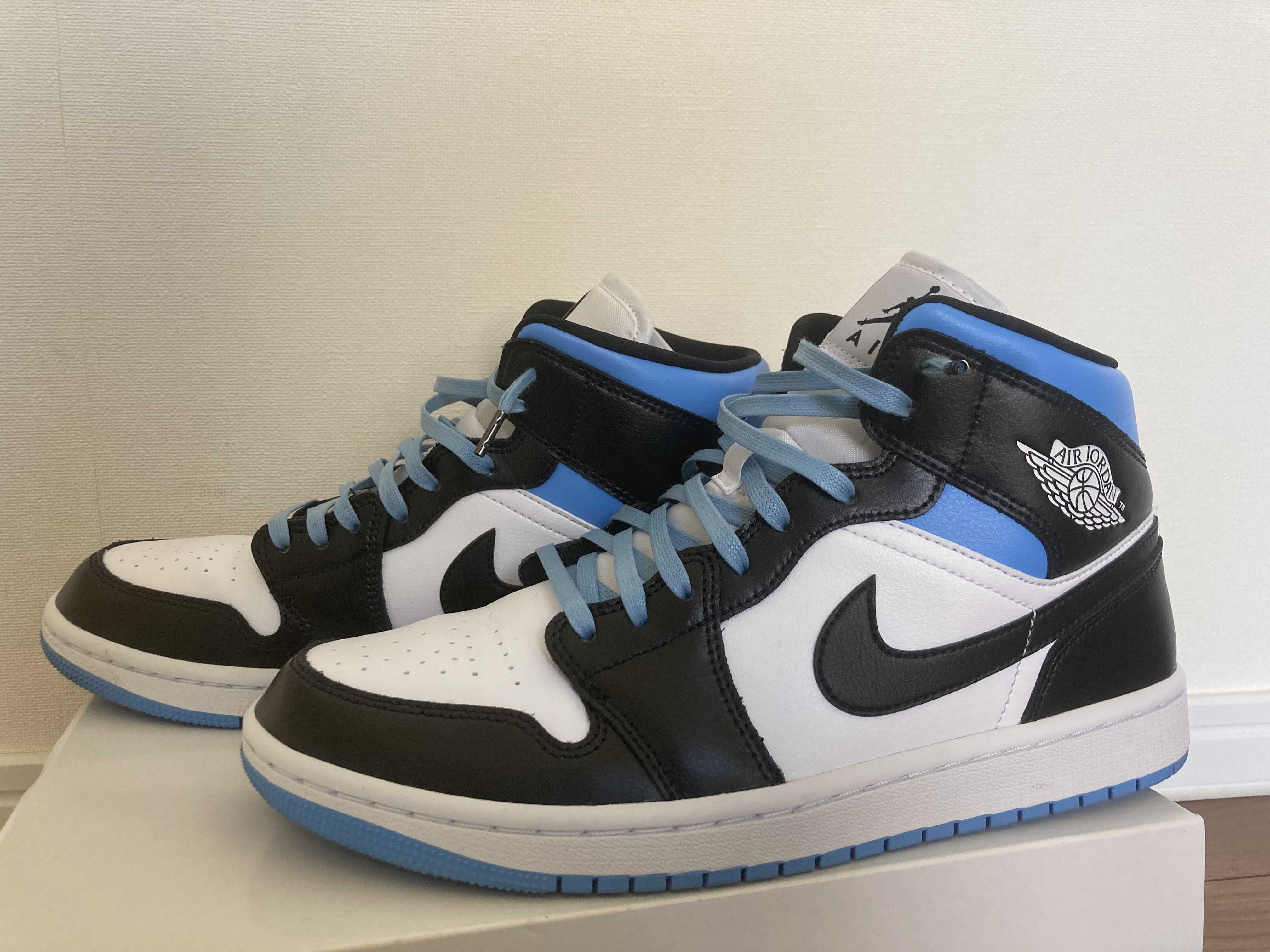 Nike Women's Air Jordan 1 Mid "Black/University Blue"