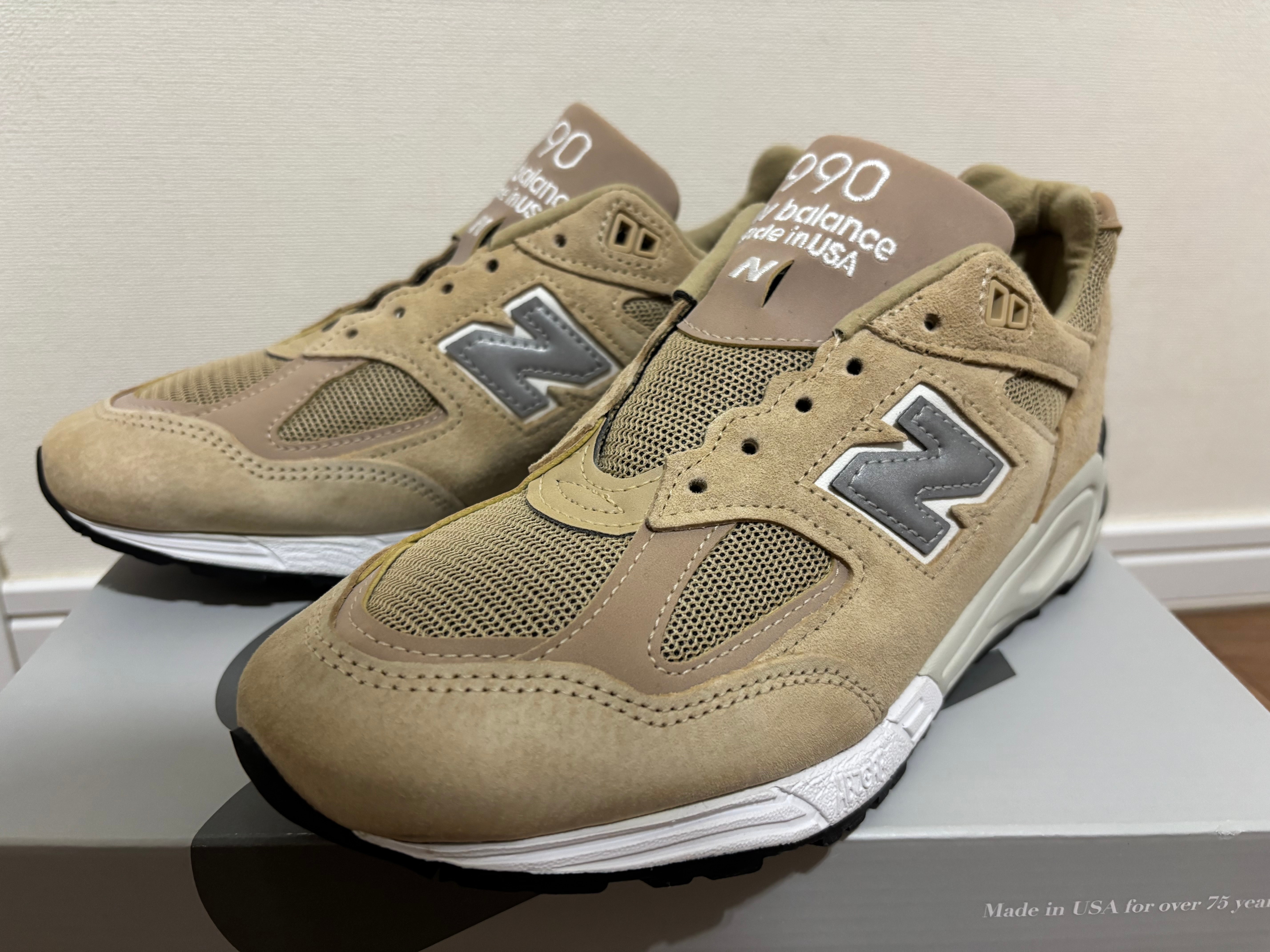 KITH × New Balance 990V2 "Tan"