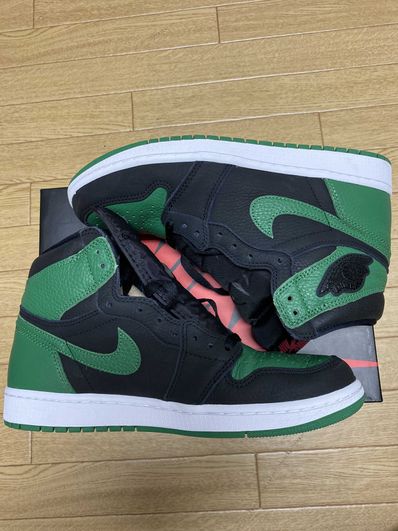 Nike Air Jordan 1 Retro High OG "Black/Pine Green" (2020)