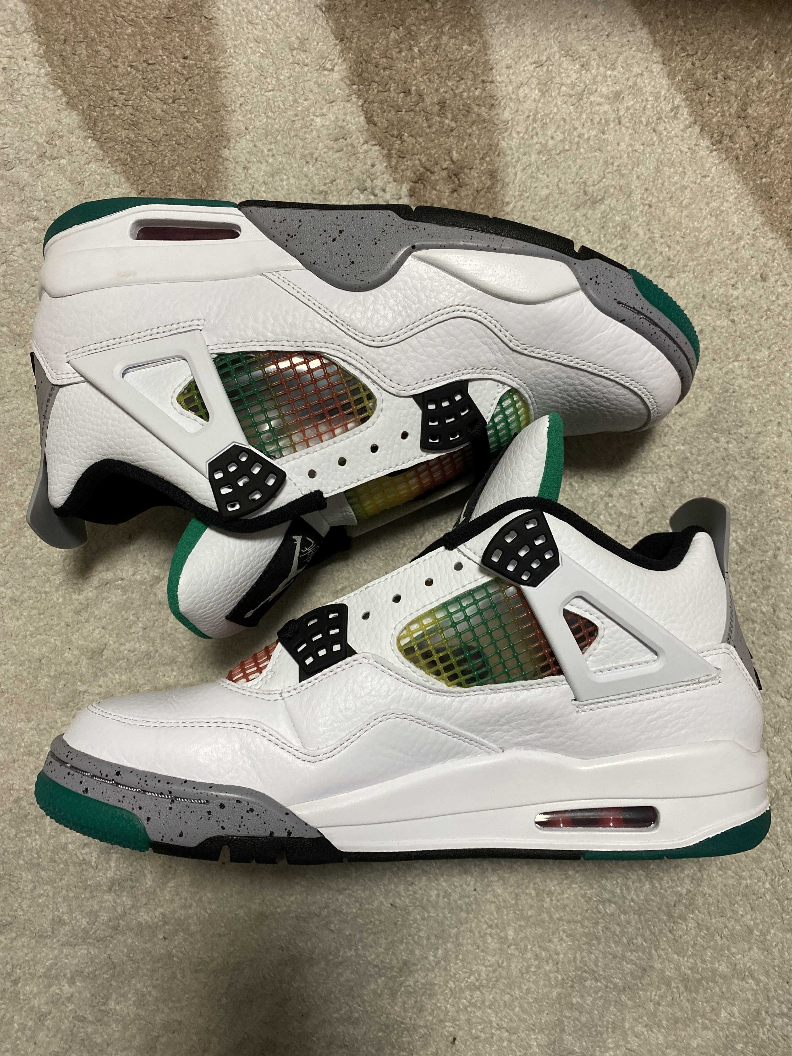 NIKE Women's AIR JORDAN 4 "LUCID GREEN"