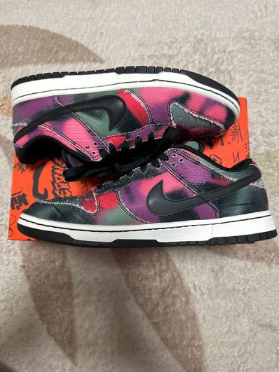 Nike Dunk Low Graffiti "Pink/Black"