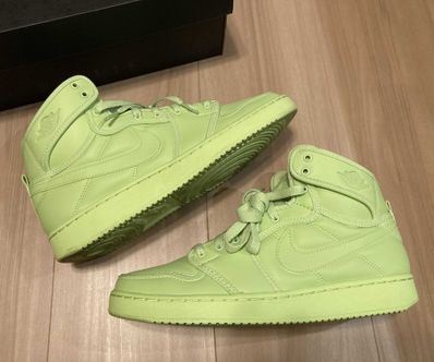 Billie Eilish × Nike WMNS Air Jordan 1 High KO