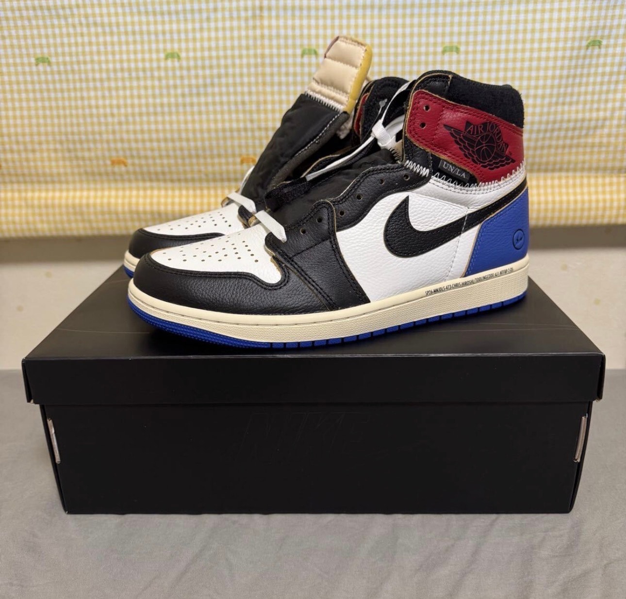 fragment design × UNION × Nike Air Jordan 1 High OG "Black/Varsity Red"