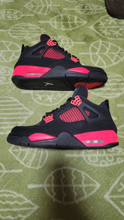Nike Air Jordan 4 "Red Thunder/Crimson"